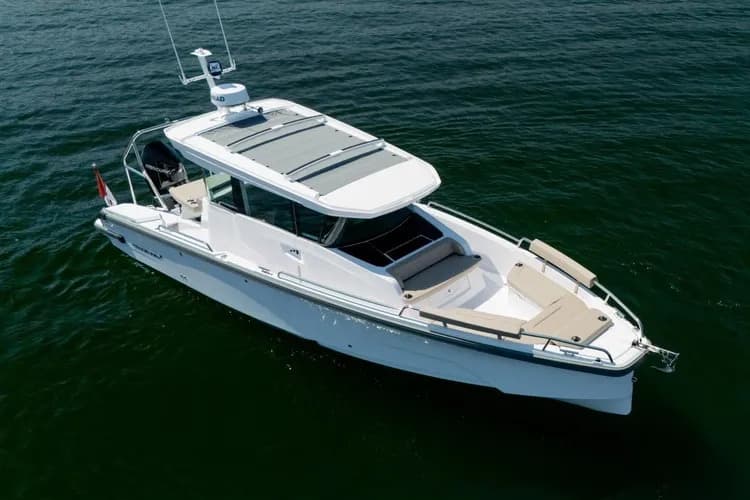2027 Axopar 29 XC Cross Cabin a la venta en Seattle, Washington Walk-around Boats 2