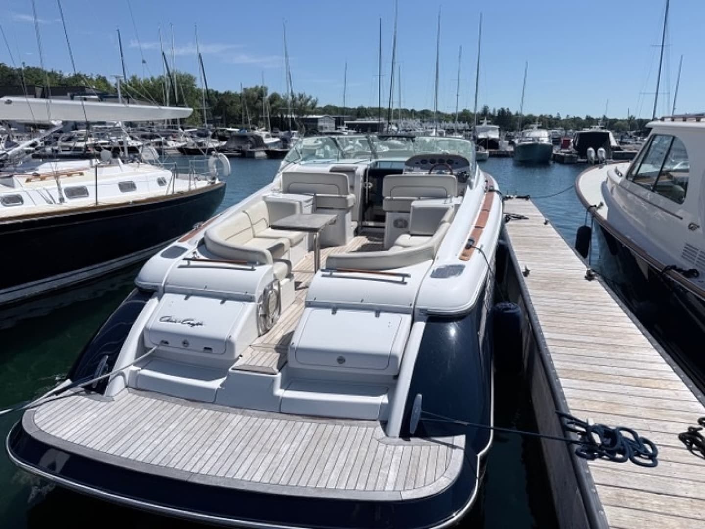 2008 Chris-Craft 36 Corsair zum Verkauf in Harbor Springs, Michigan Express Cruiser 3