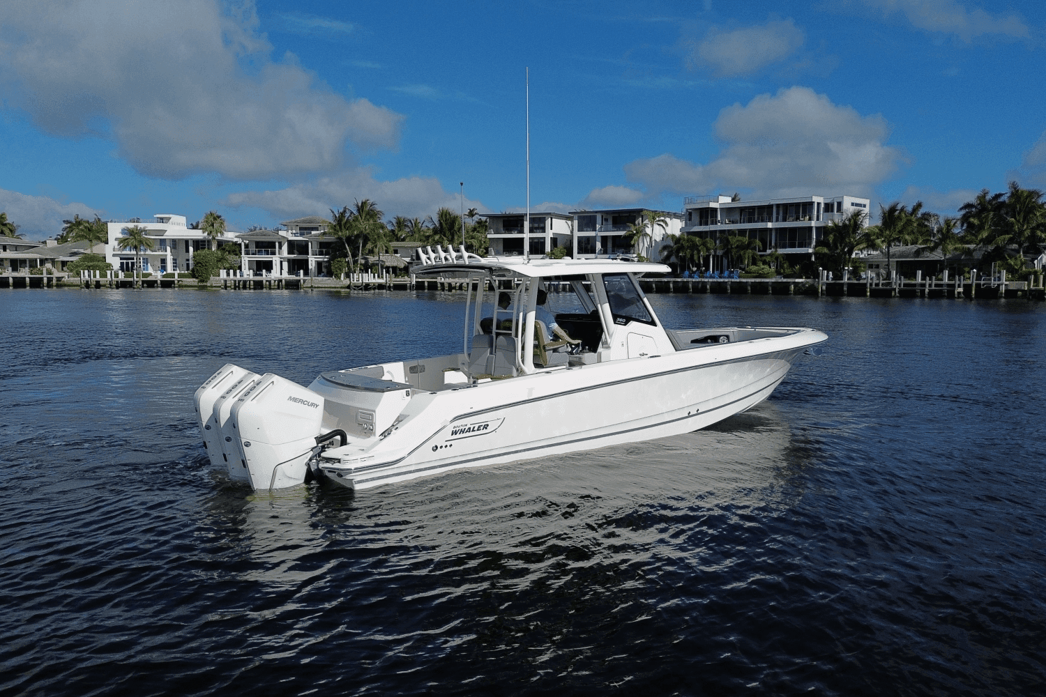 2026 Boston Whaler 360 Outrage zum Verkauf in Pompano Beach, Florida Center Console 4