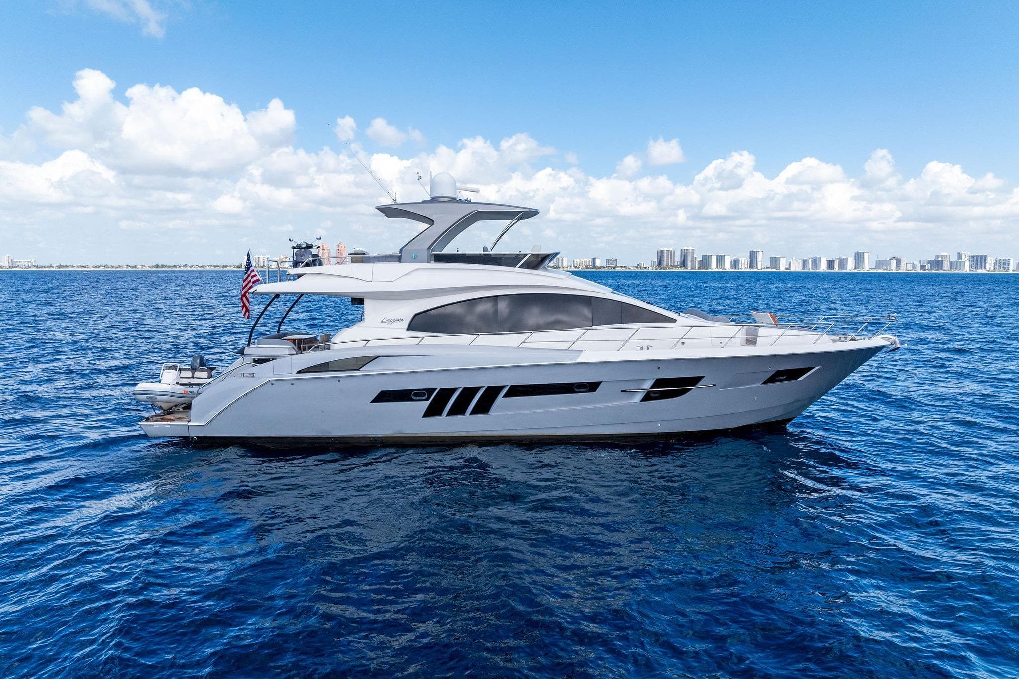 2014 Lazzara 64 zum Verkauf in Fort Lauderdale, Florida Motor Yacht 2