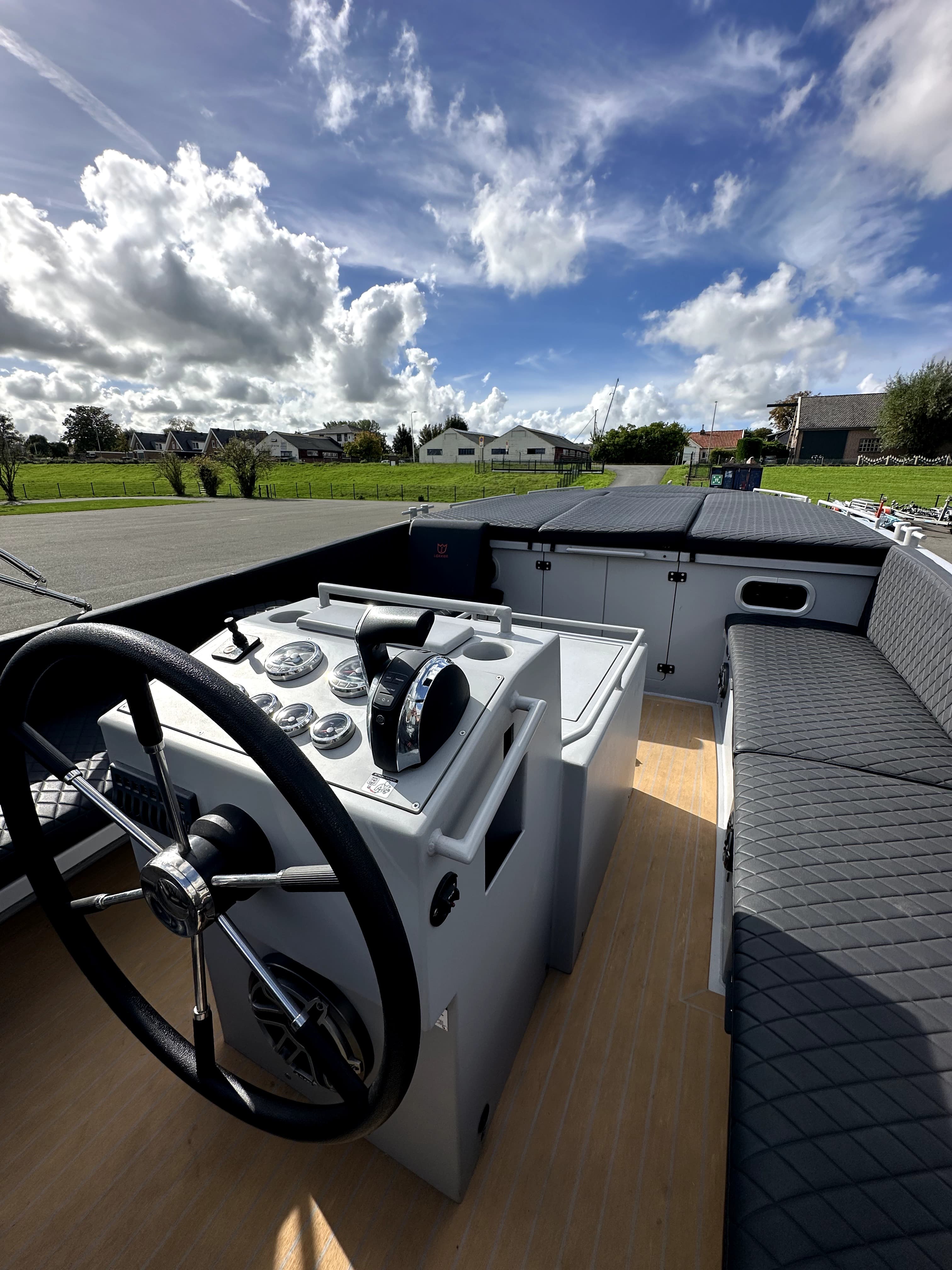2021 Lekker Damsko 750 for Sale in Leimuiden, NL Center Console 5