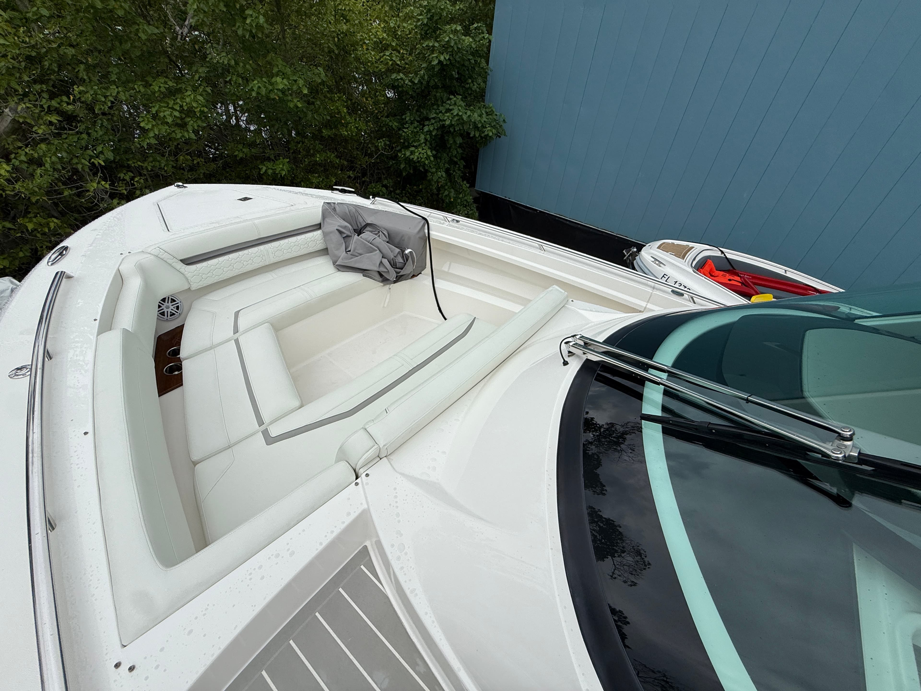 2025 Tiara Yachts 38LS in vendita a Miami, Florida Center Console 4