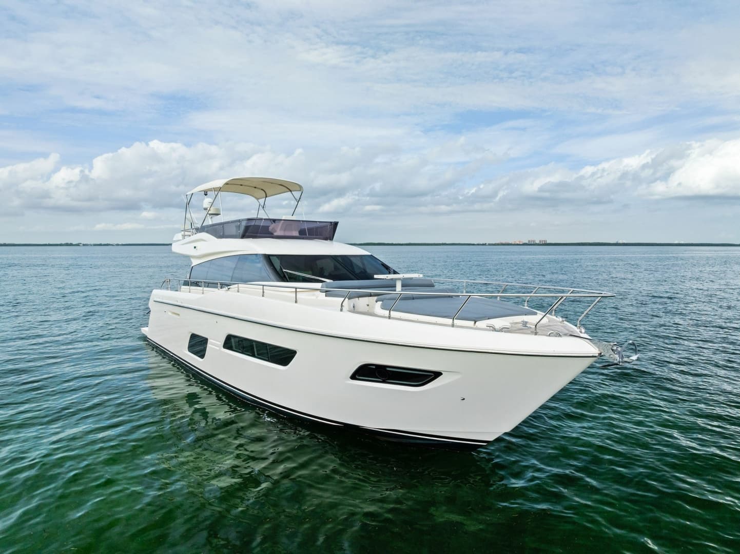 2018 Ferretti Yachts 550 a la venta en Miami, Florida Flybridge 2