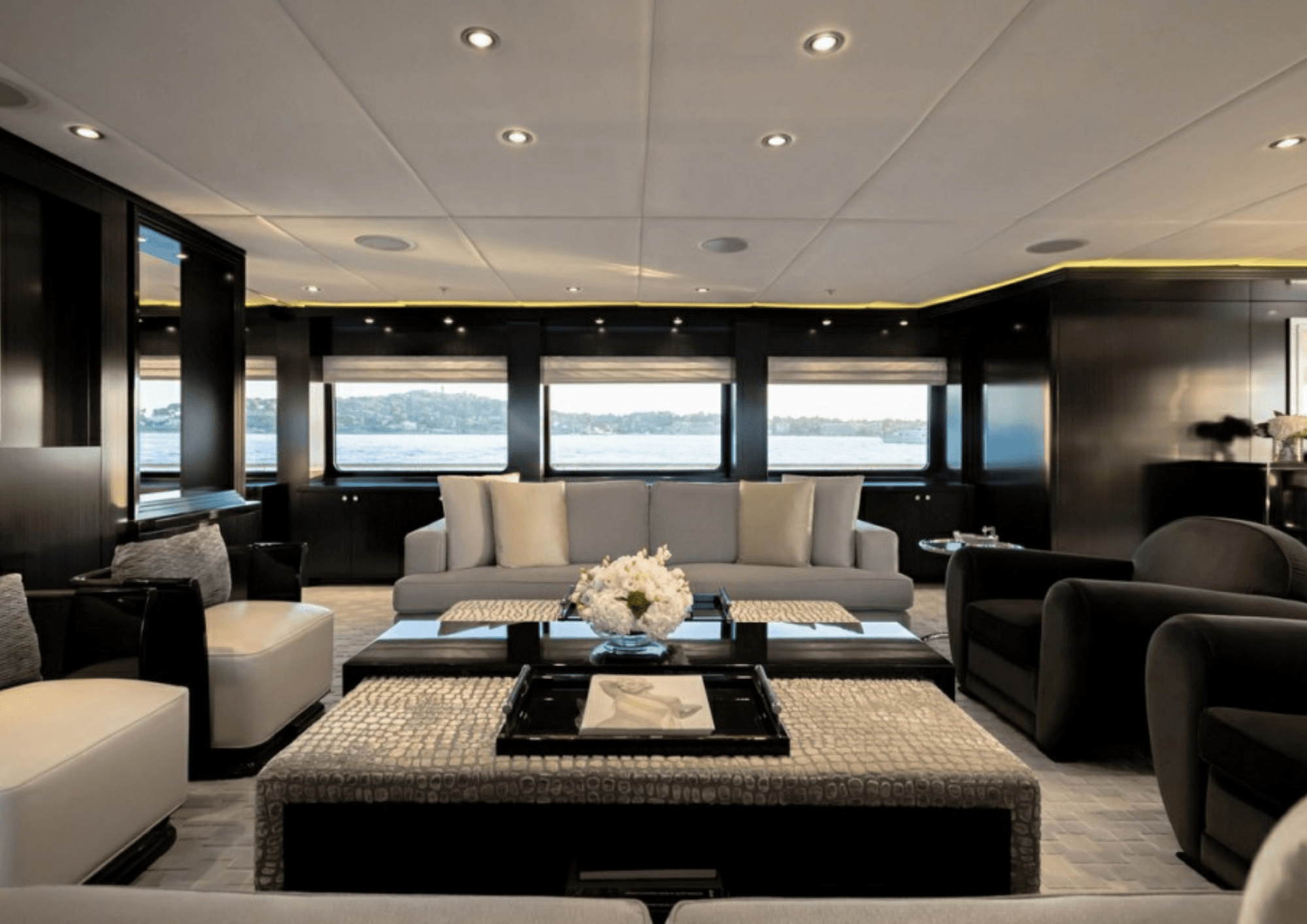 2011 Trinity Yachts CUSTOM for Sale in Piraeus, GR Megayacht 4