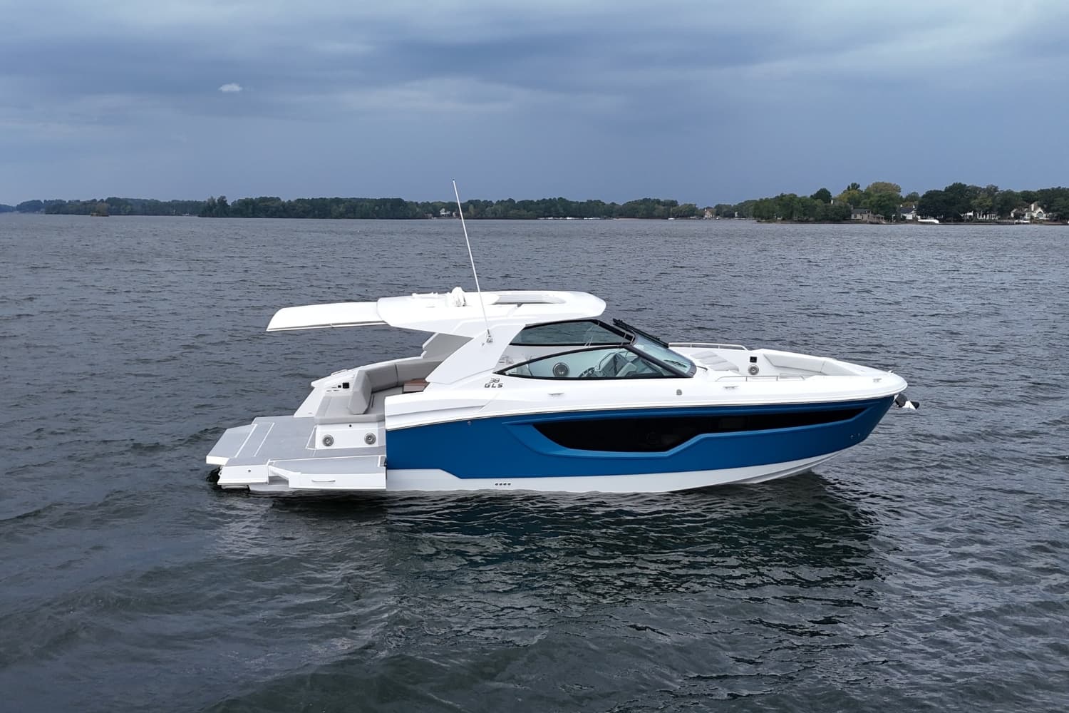 2026 Cruisers Yachts 38 GLS zum Verkauf in Lake Ozark, MO Sport Cruiser 5