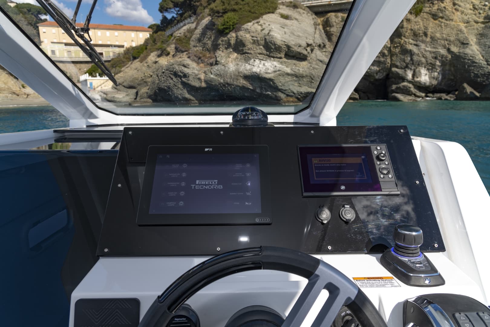2024 Pirelli Speedboats 35 a la venta en Balearic Islands, ES Walk-around Boats 5