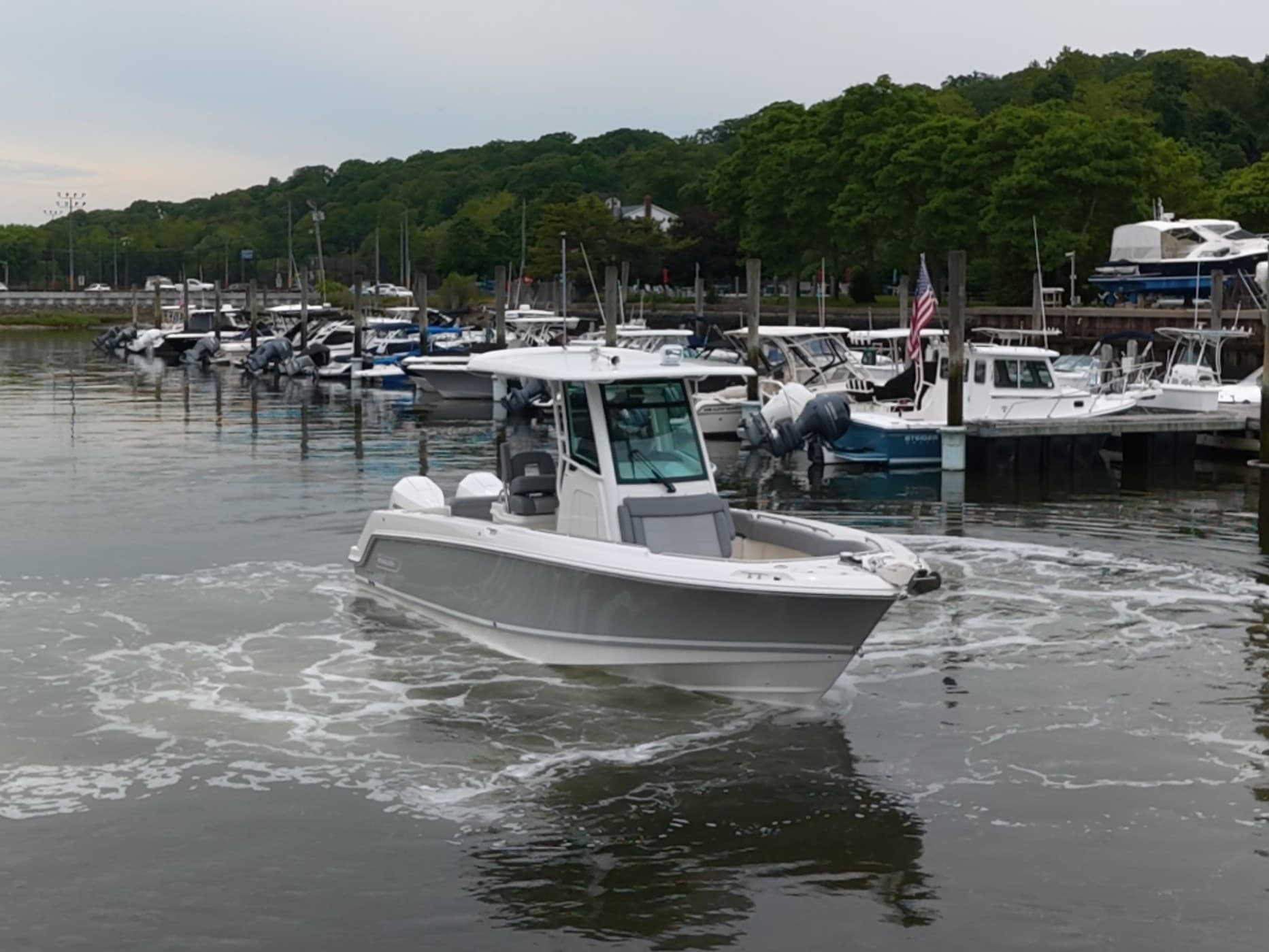 2026 Boston Whaler 250 Outrage for Sale in Huntington, NY Center Console 2
