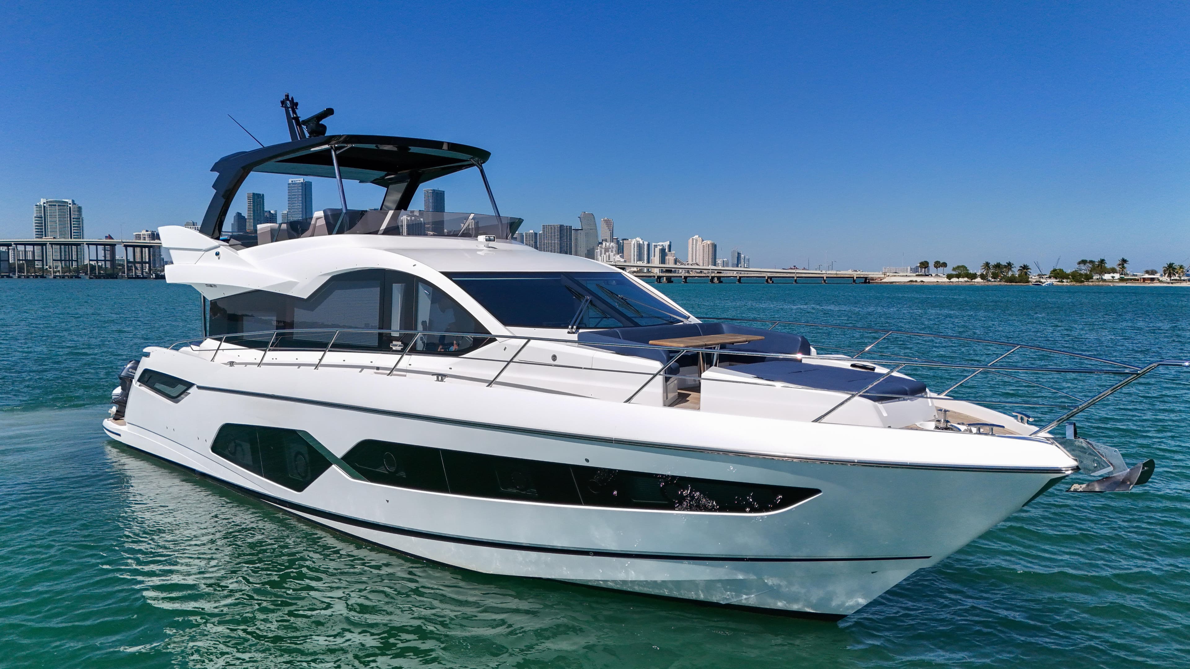 2021 Sunseeker Manhattan 68 in vendita a Miami, Florida Motor Yacht 4