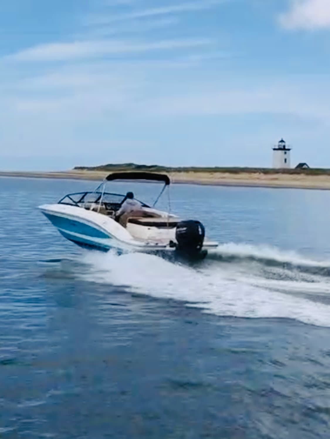 2021 Sea Ray SPX 210 Outboard in vendita a Quincy, Massachusetts Bowrider 2