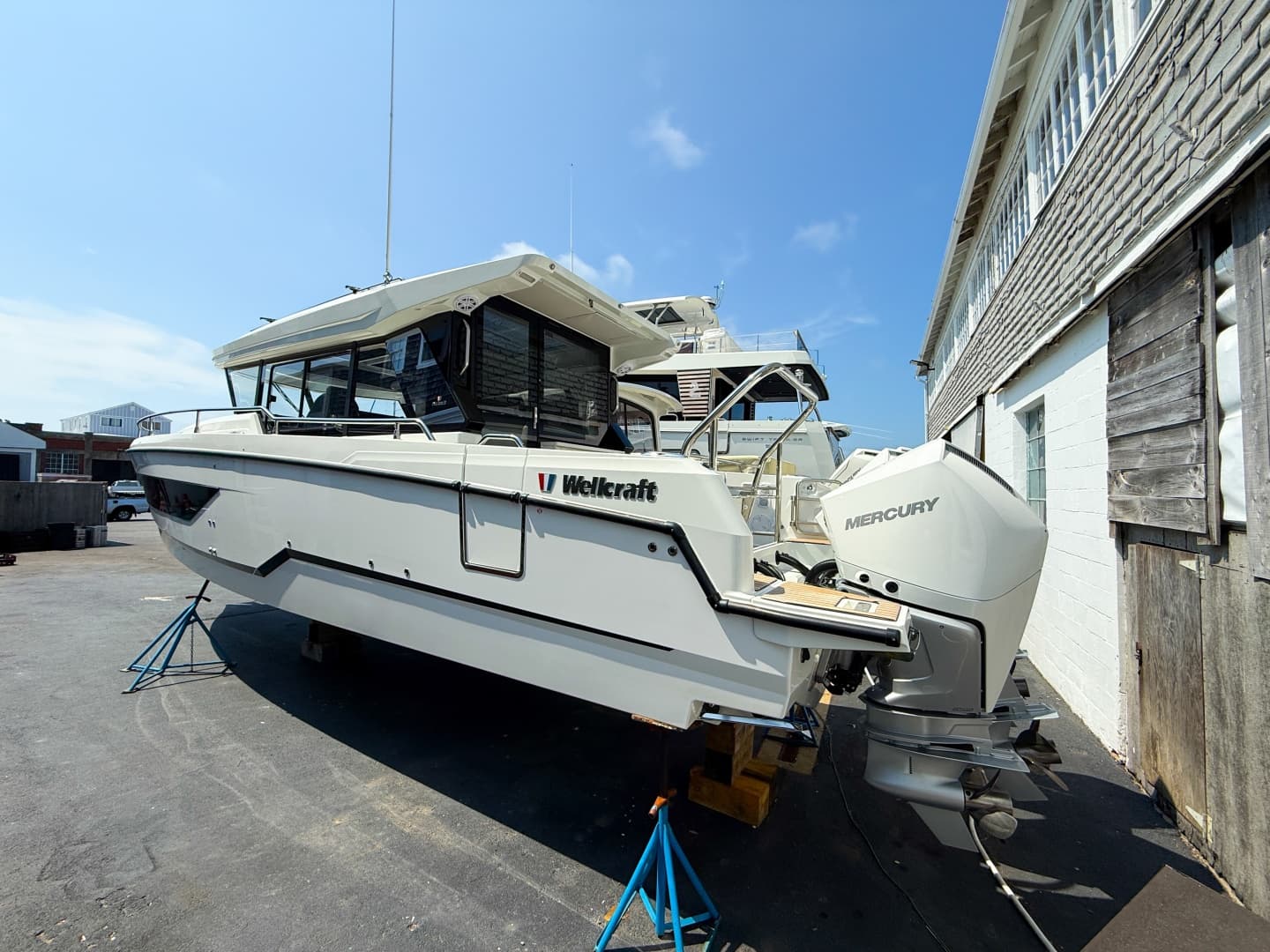 2025 Wellcraft 38 Explorer for Sale in Dartmouth, Massachusetts Explorer Yachts 2