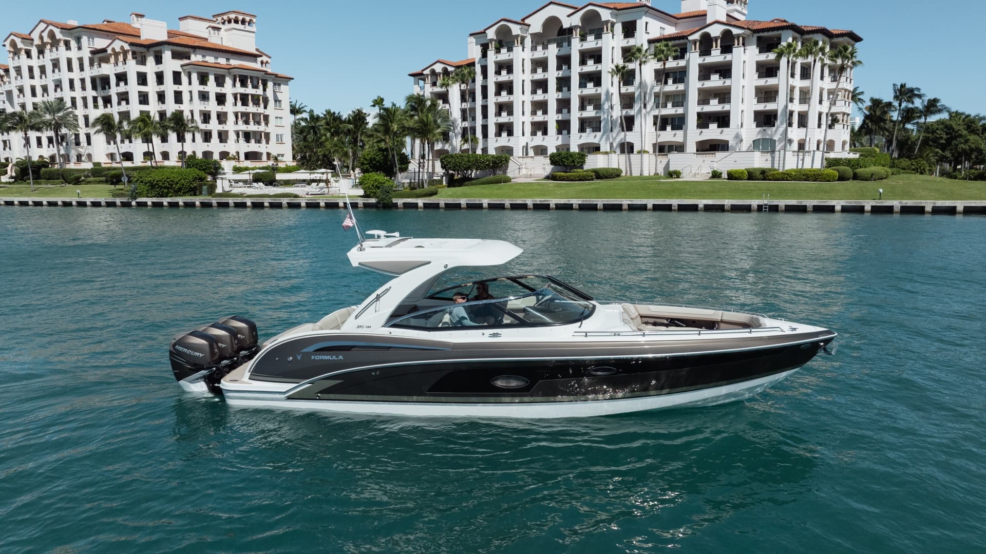 2018 Formula Boats 350 Crossover Bowrider for Sale in Miami Beach, Florida Bowrider 4