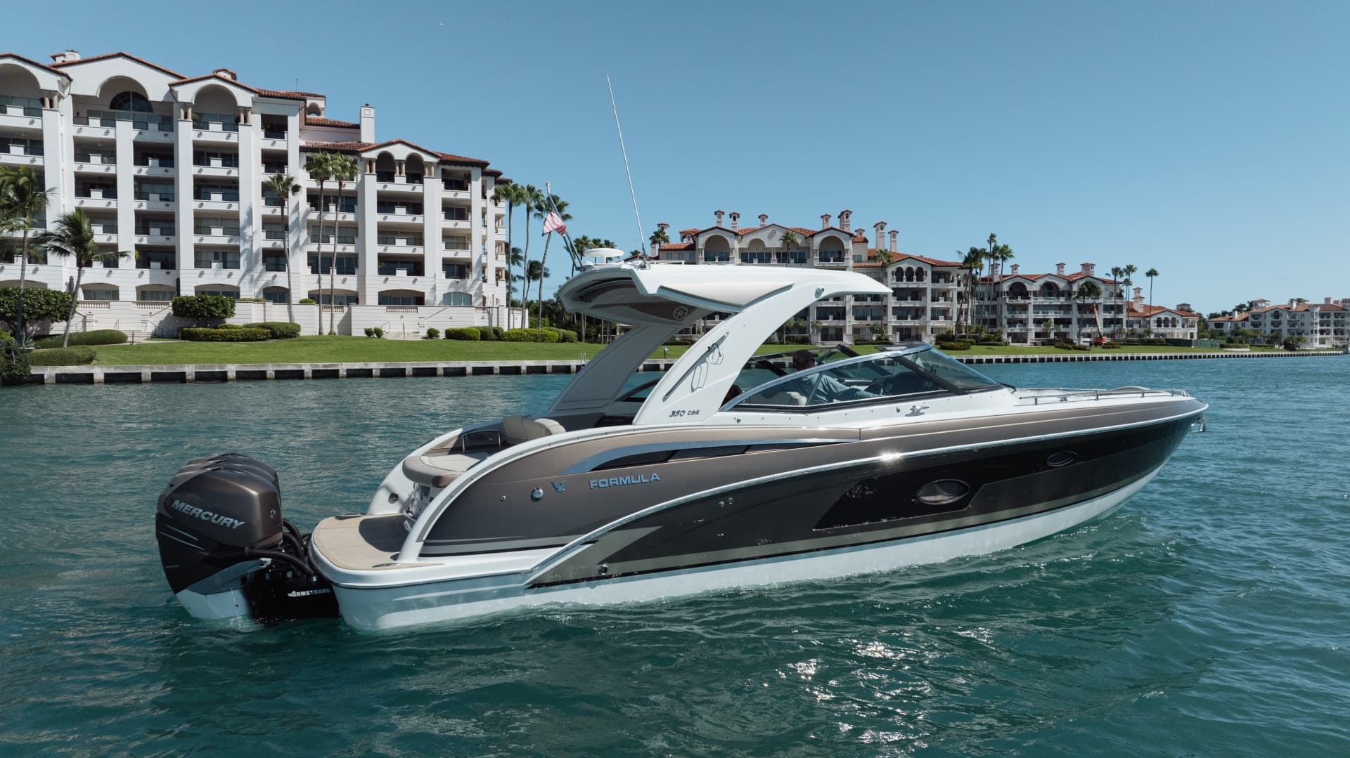 2018 Formula Boats 350 Crossover Bowrider for Sale in Miami Beach, Florida Bowrider 5