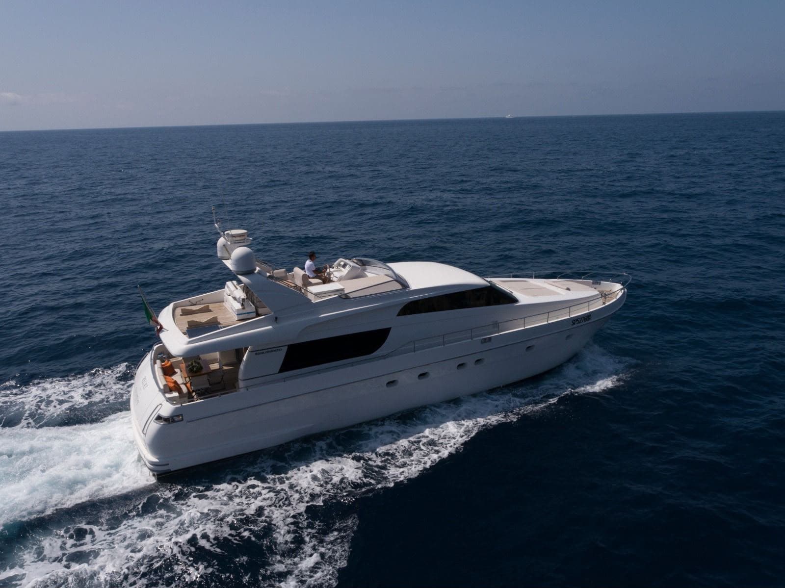 2010 Sanlorenzo 62 a la venta en Metropolitan City of Naples, IT Flybridge