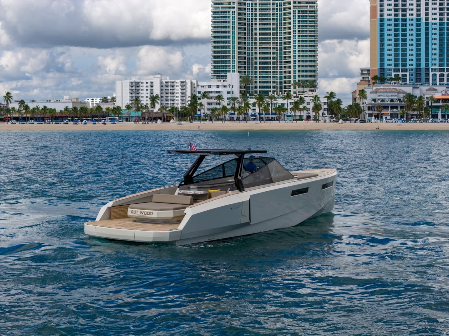 2023 Evo Yachts R4 WA te koop in Fort Lauderdale, Florida Walk-around Boats 2