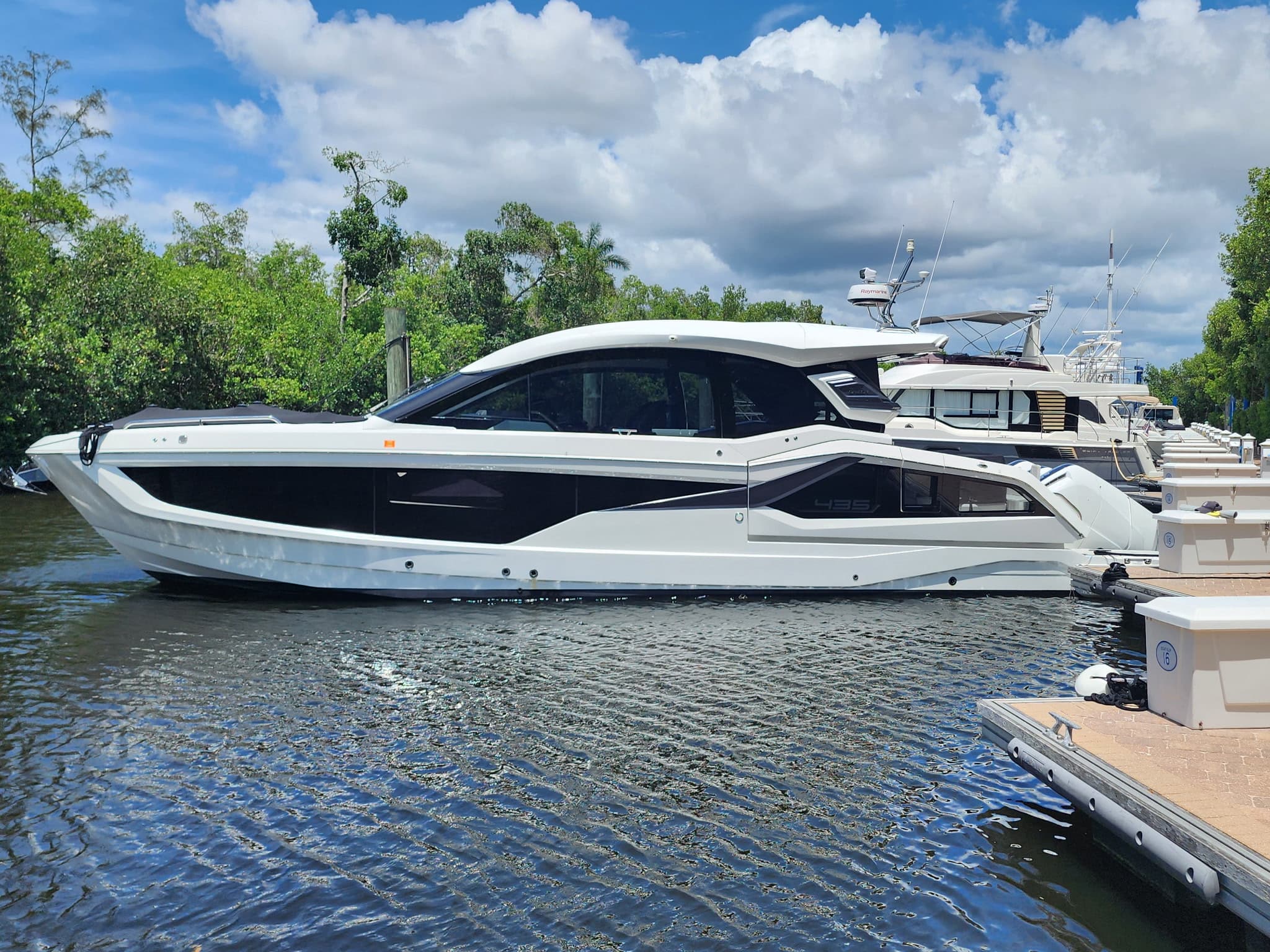 2025 Galeon Yachts 435 GTO for Sale in Fort Myers, FL Sport Cruiser