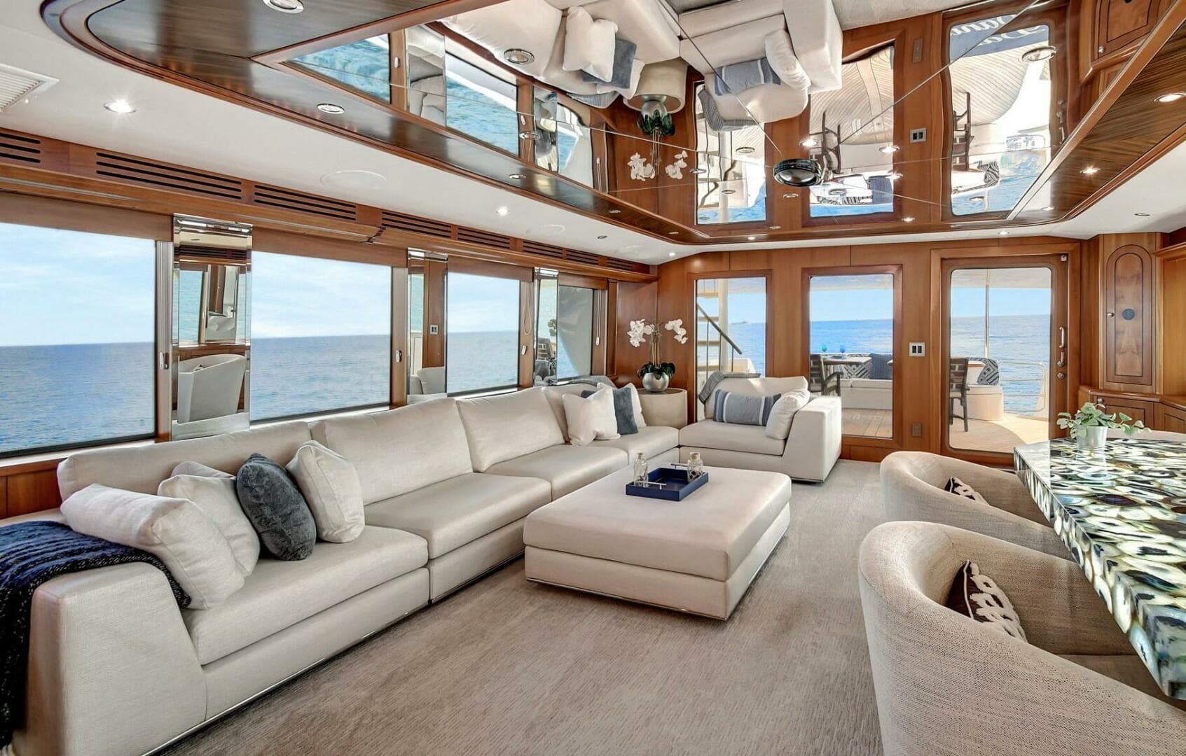 2005 Hatteras 100 Motor Yacht for Sale in Fort Lauderdale, Florida Motor Yacht 5