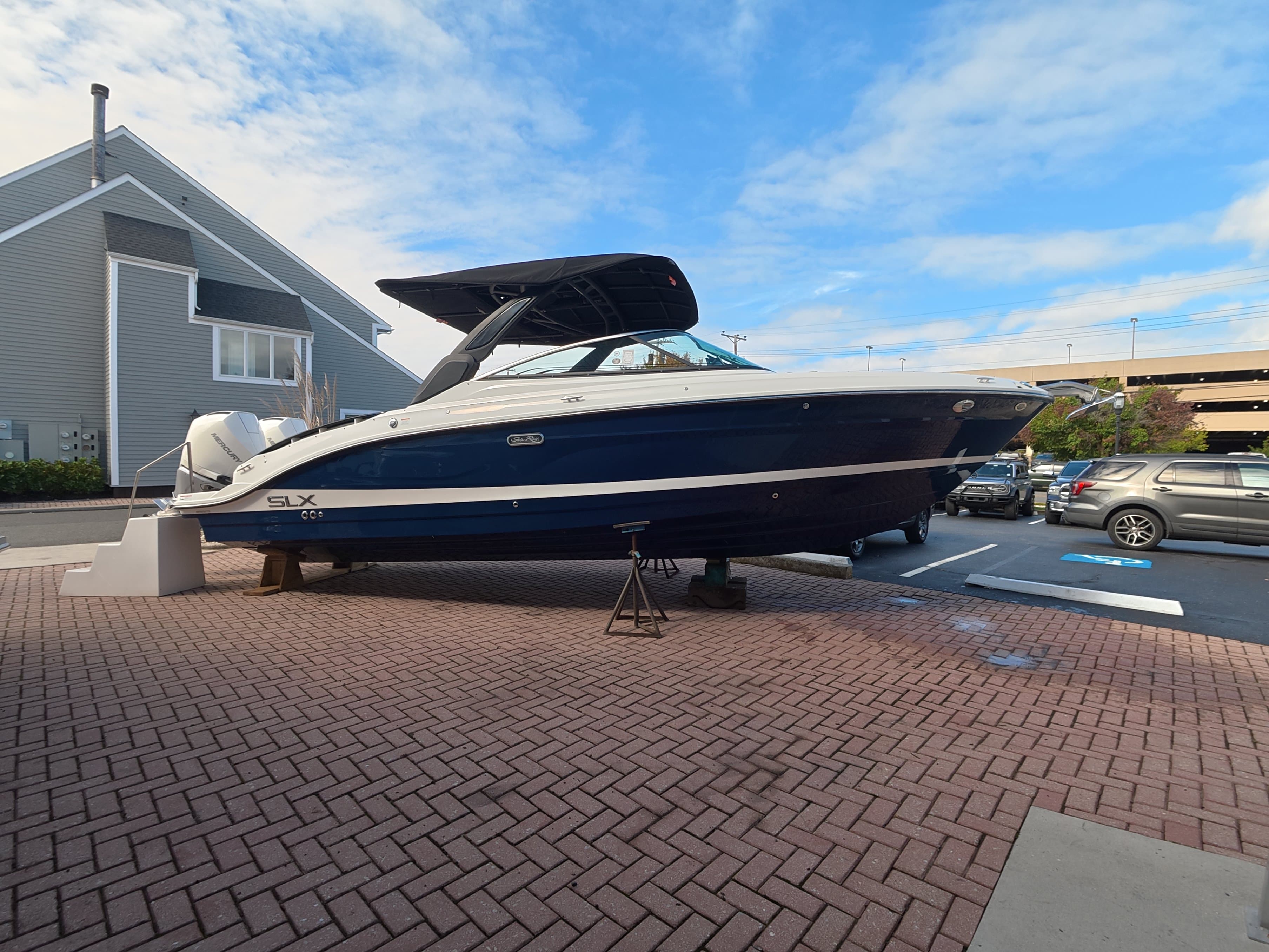 2027 Sea Ray SLX 280 Outboard for Sale in Somers Point, New Jersey Bowrider