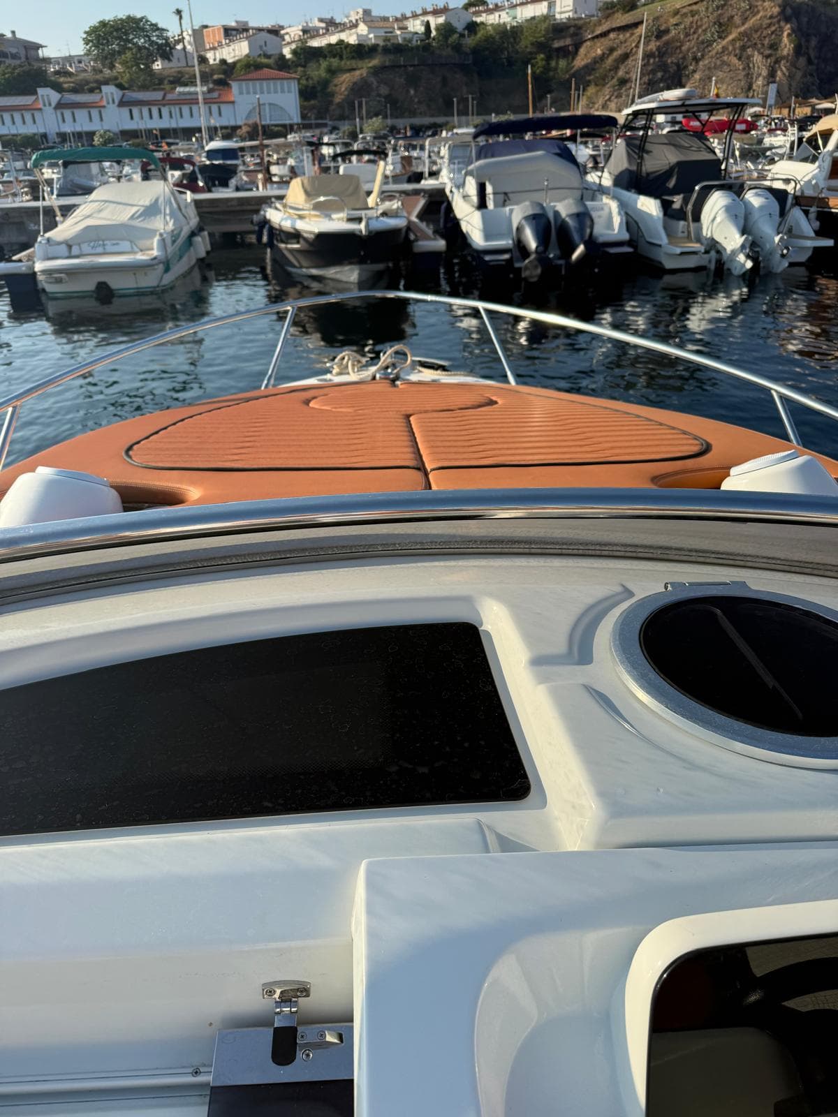 2020 Cranchi E30 Endurance à vendre à El Masnou, ES Walk-around Boats 4