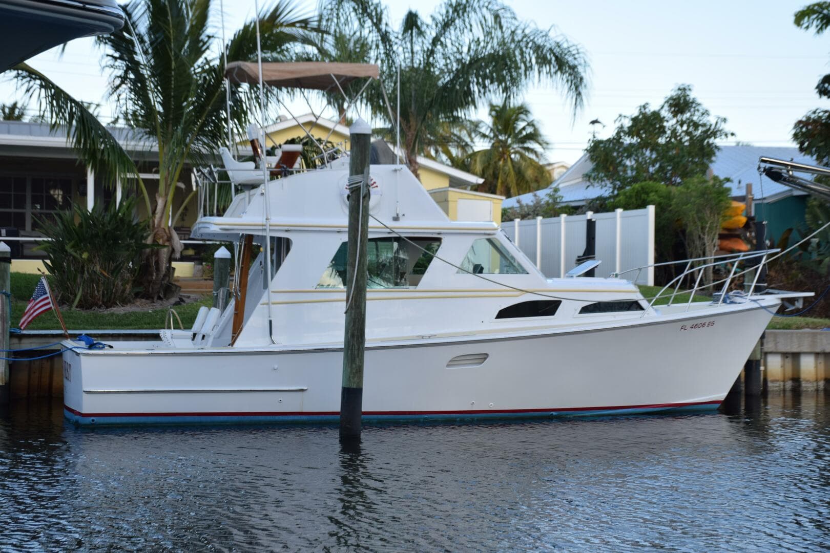 Whiticar 32 Flybridge Convertible zum Verkauf