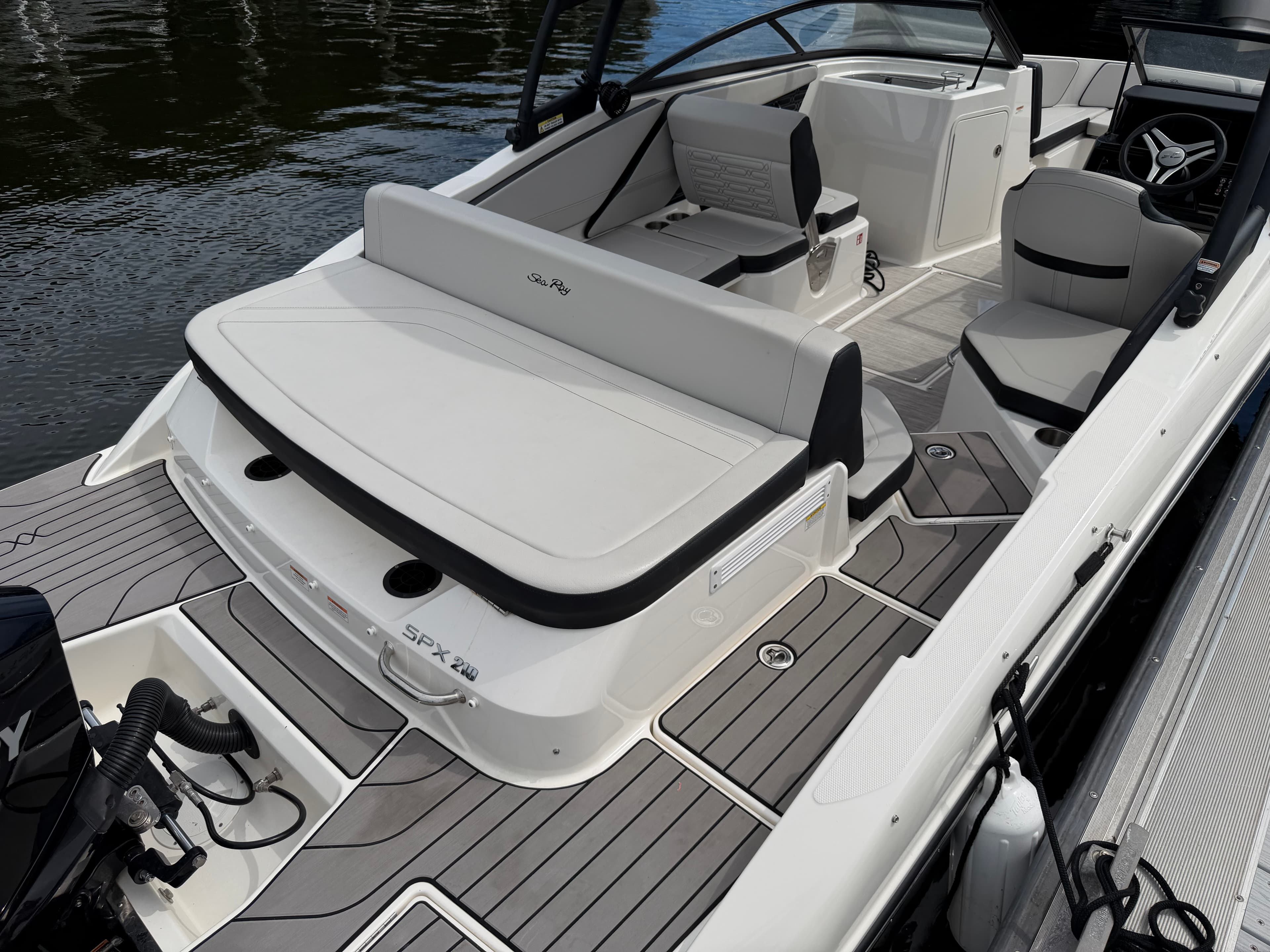2025 Sea Ray SPX 210 Outboard zum Verkauf in Pensacola, Florida Bowrider 5