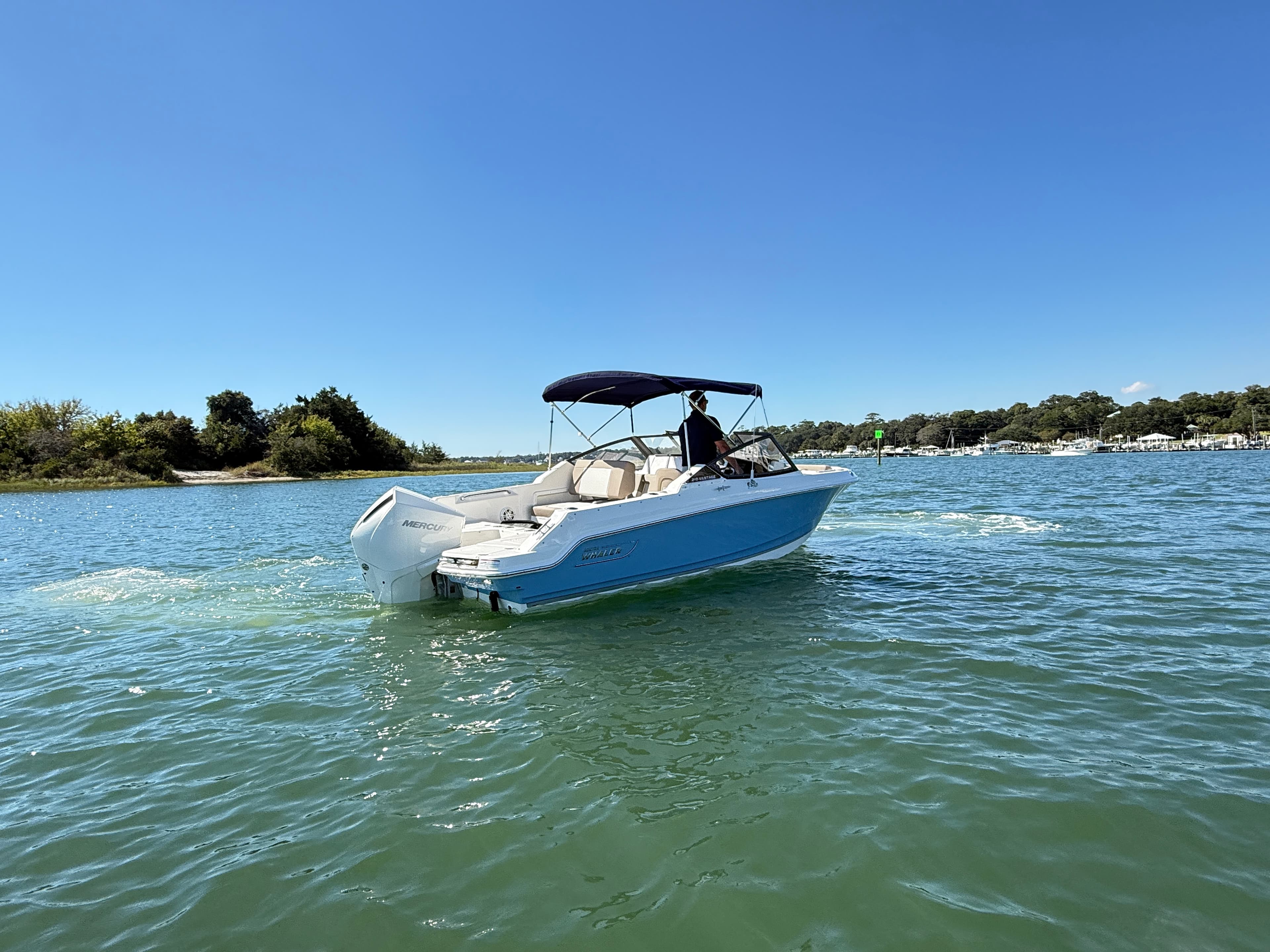2027 Boston Whaler 210 Vantage zum Verkauf in Wrightsville Beach, North Carolina Bowrider 4
