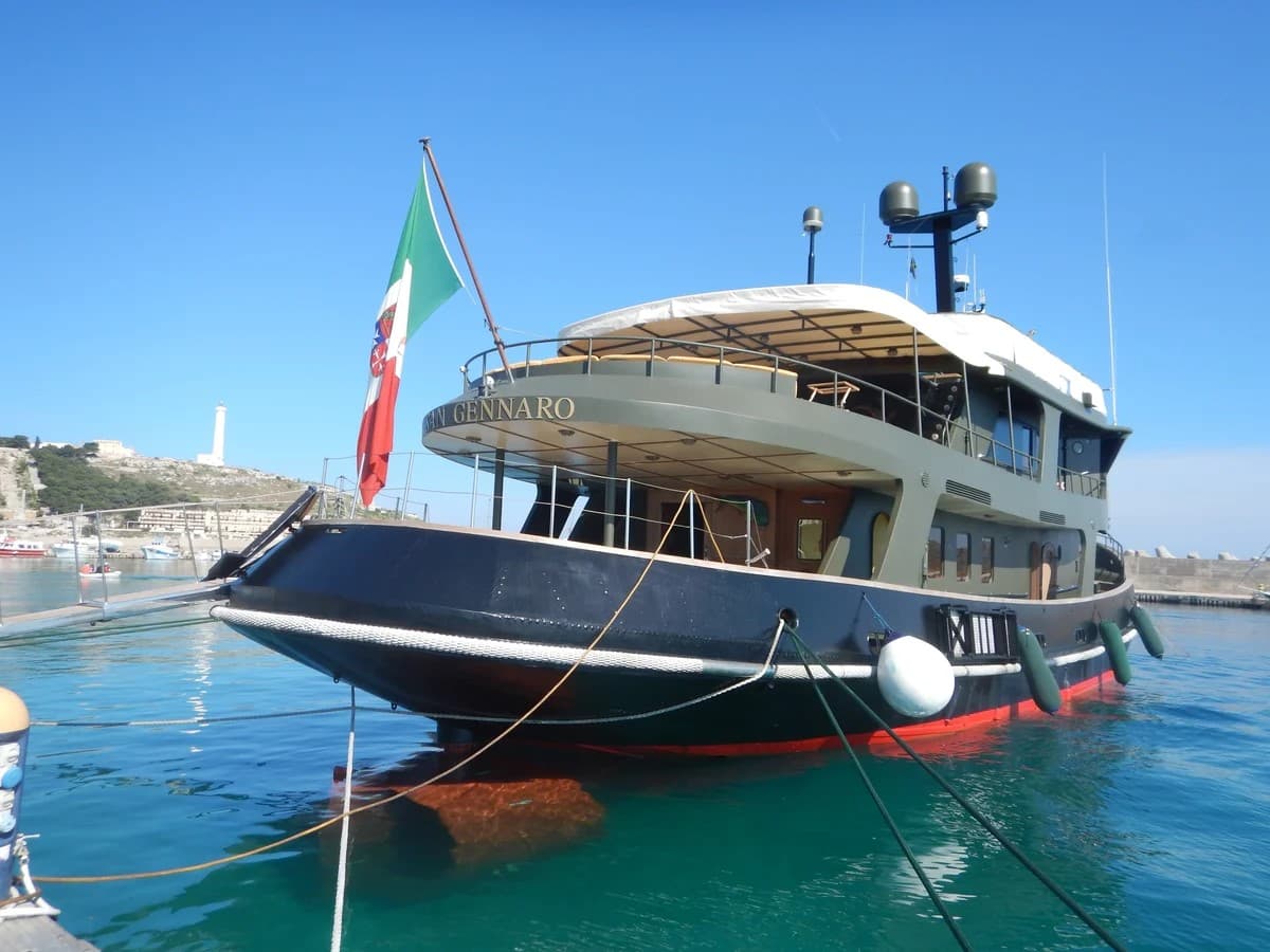 1964 Benetti TUGBOAT 29 for Sale in La Spezia, IT Motor Yacht 2