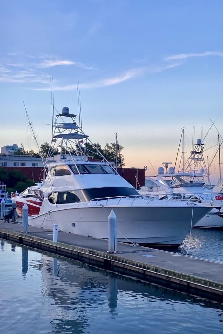 2007 Hatteras 77 Enclosed Bridge zum Verkauf in Port Isabel, Texas Sport Fishing 2