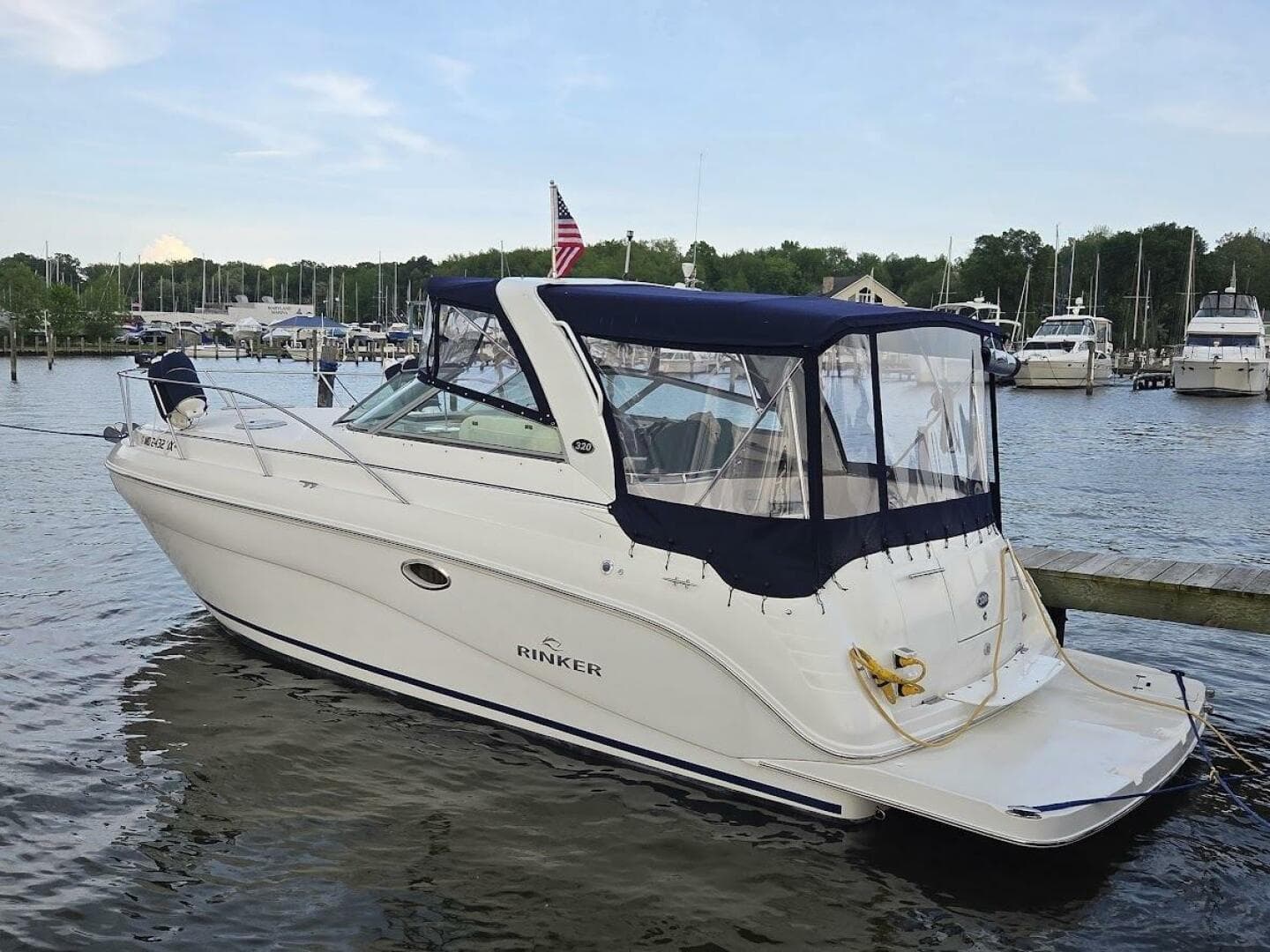 2007 Rinker 320 Express Cruiser zum Verkauf in Essex, Maryland Express Cruiser