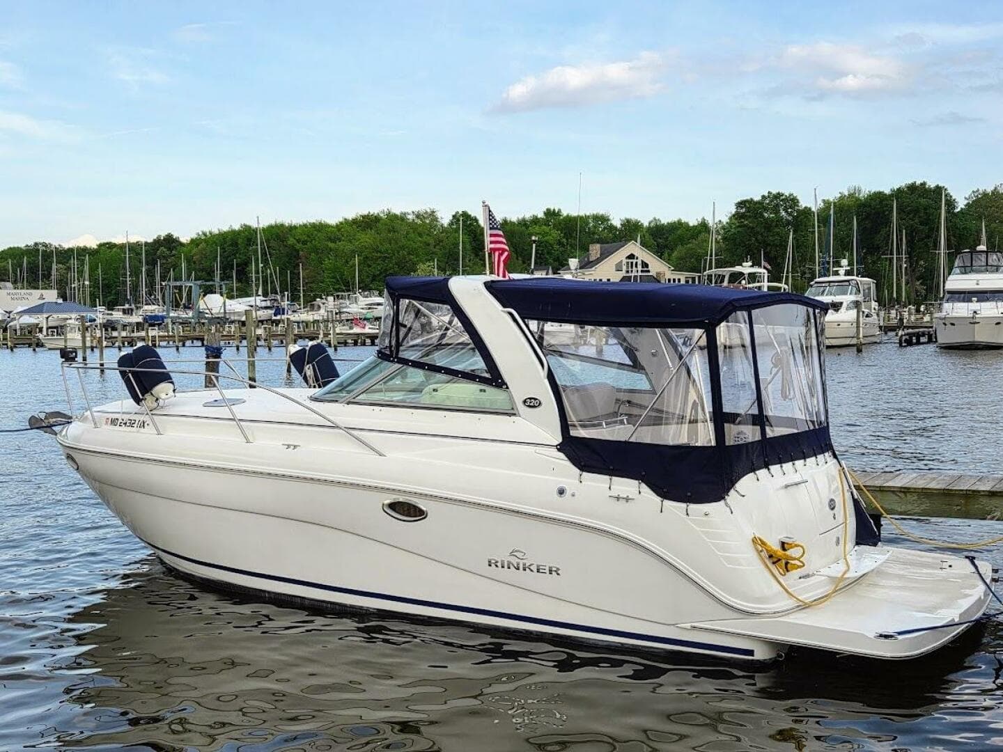 2007 Rinker 320 Express Cruiser zum Verkauf in Essex, Maryland Express Cruiser 2