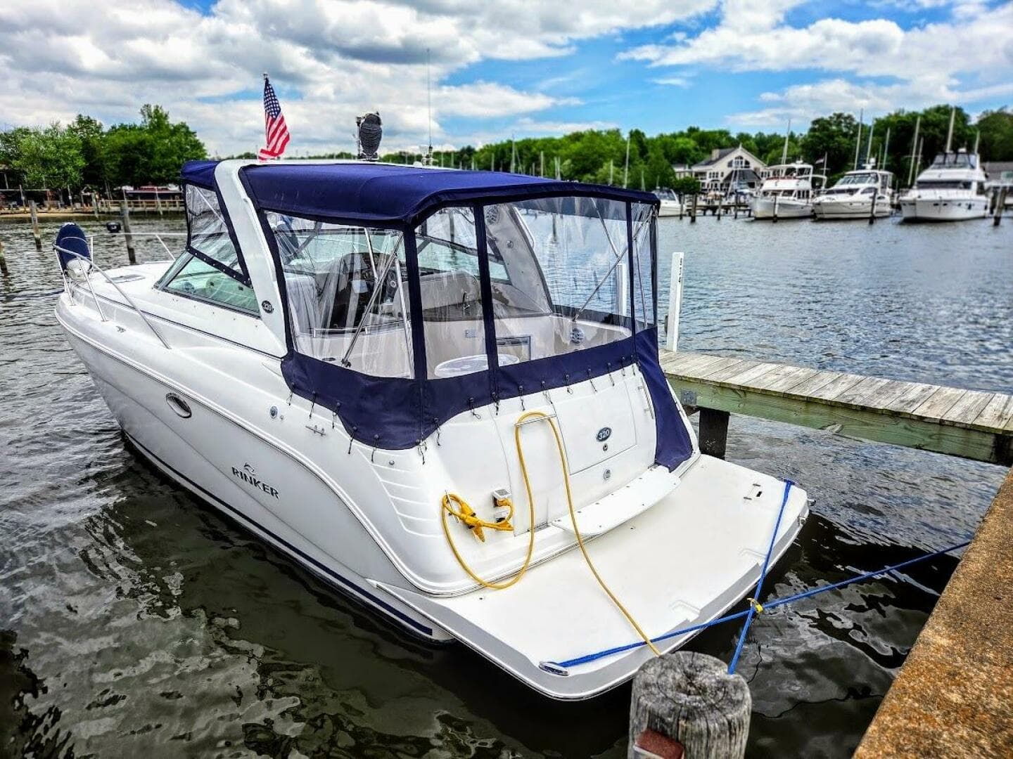 2007 Rinker 320 Express Cruiser zum Verkauf in Essex, Maryland Express Cruiser 3