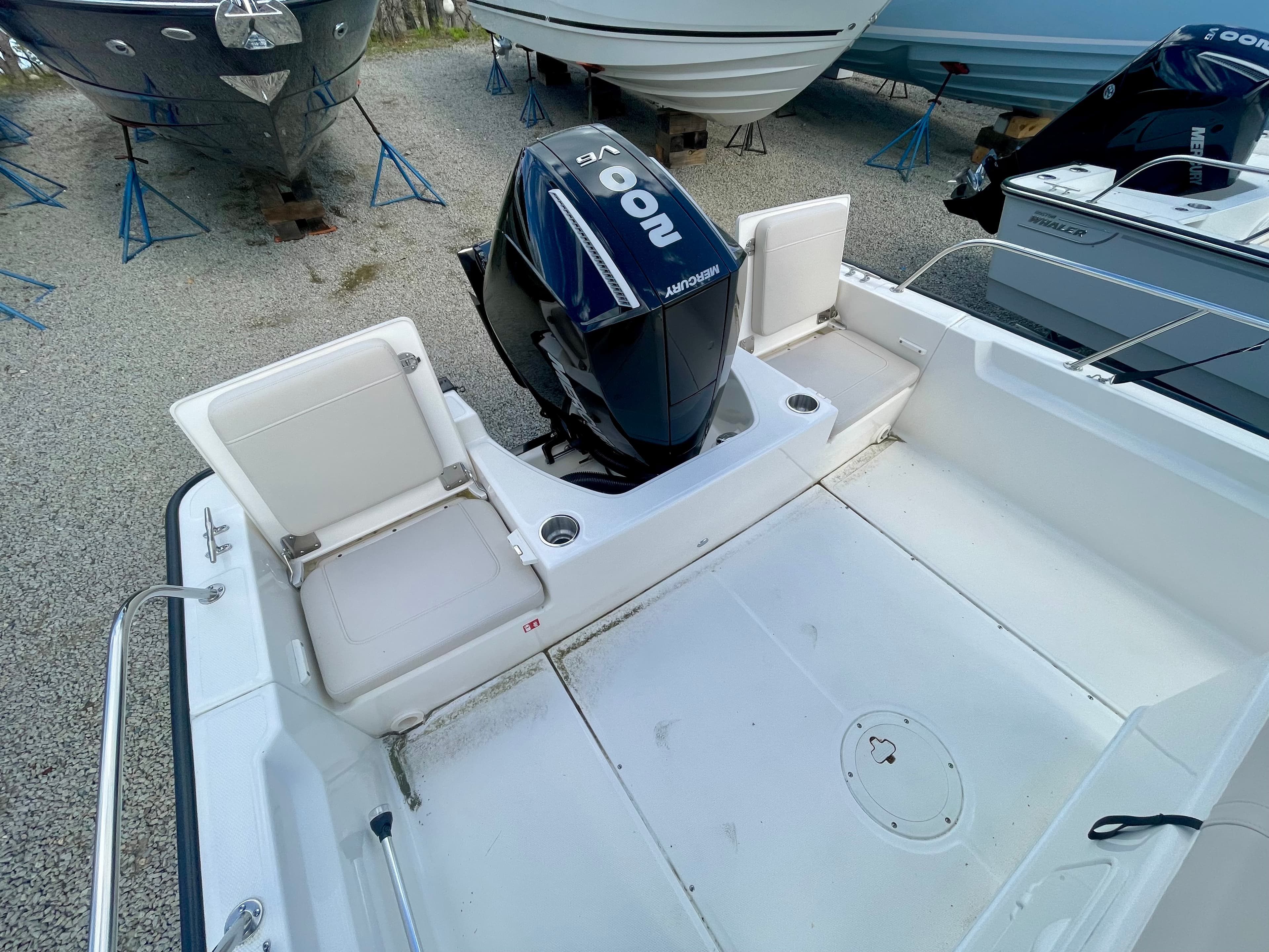 2026 Boston Whaler 210 Montauk in vendita a Quincy, MA Center Console 5