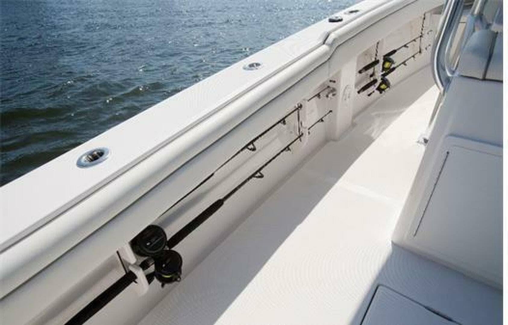 2027 Jupiter 26 in vendita a Dartmouth, Massachusetts Center Console 3