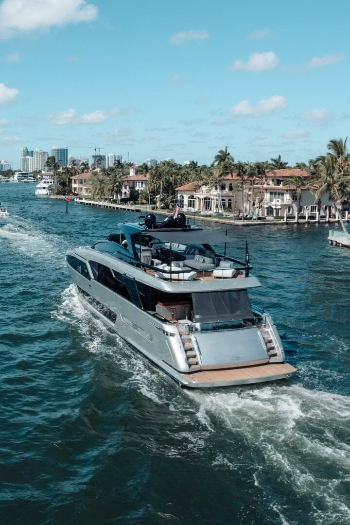 2019 Riva 90' Argo zum Verkauf in Newport, Rhode Island Motor Yacht 3