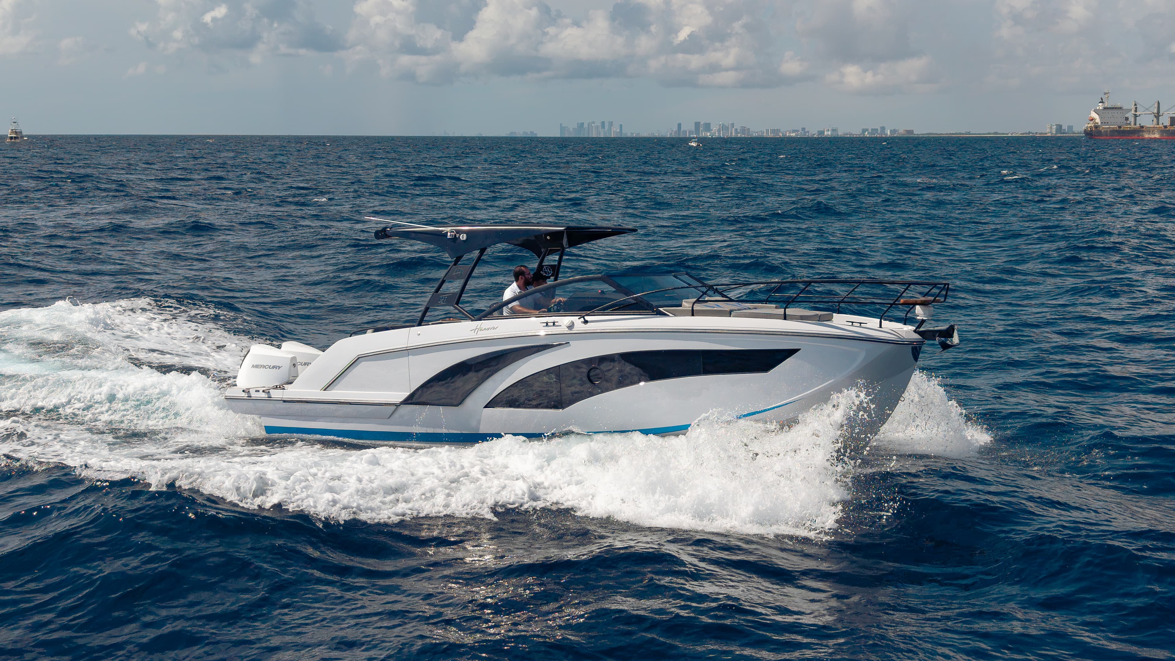 2027 Hanover Yachts 327 for Sale in East Hampton, New York Day Boats