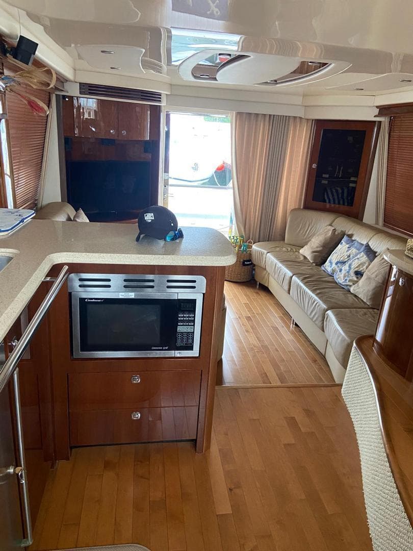 2009 Sea Ray 580 Sedan Bridge for Sale in La Guaira, VE Flybridge 2