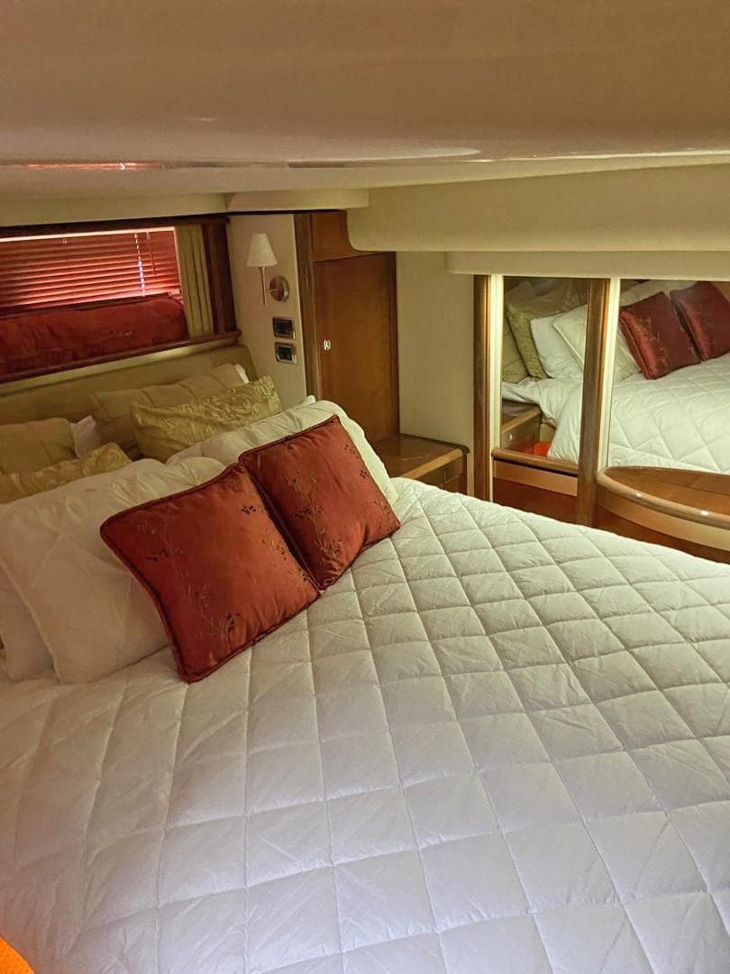 2009 Sea Ray 580 Sedan Bridge for Sale in La Guaira, VE Flybridge 3
