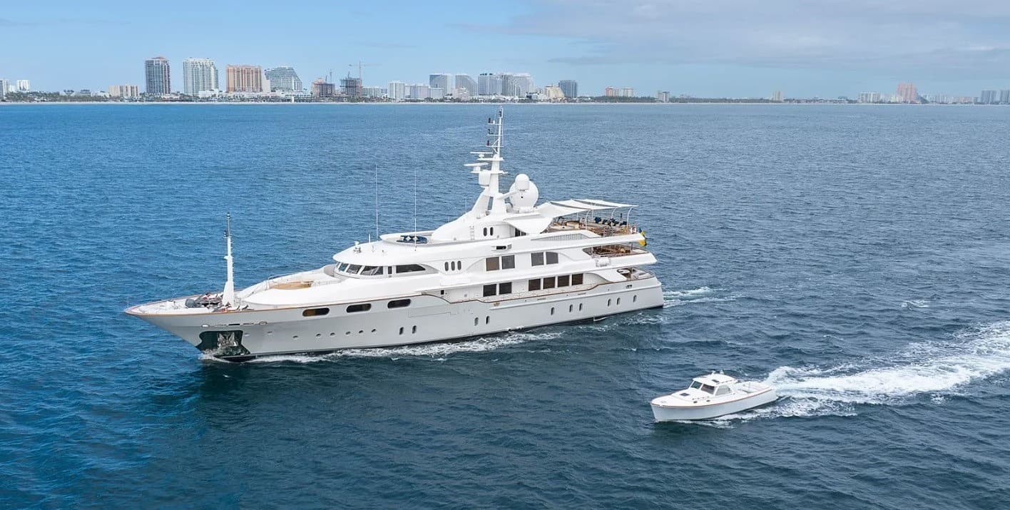 1997 Benetti 177 for Sale in Piraeus, GR Motor Yacht 2