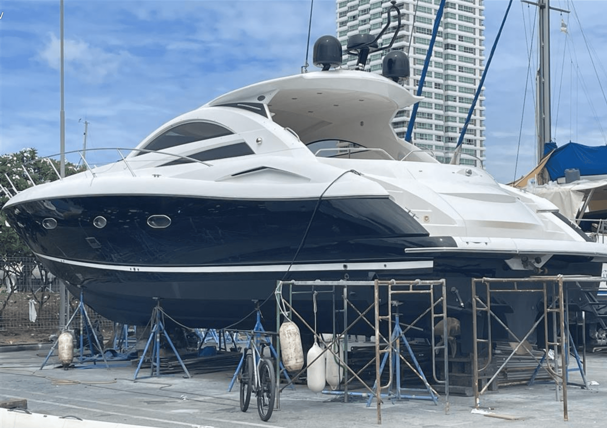 2009 Sunseeker Sunseeker Portofino 53 te koop in Tambon Na Chom Thian, TH Day Boats 3