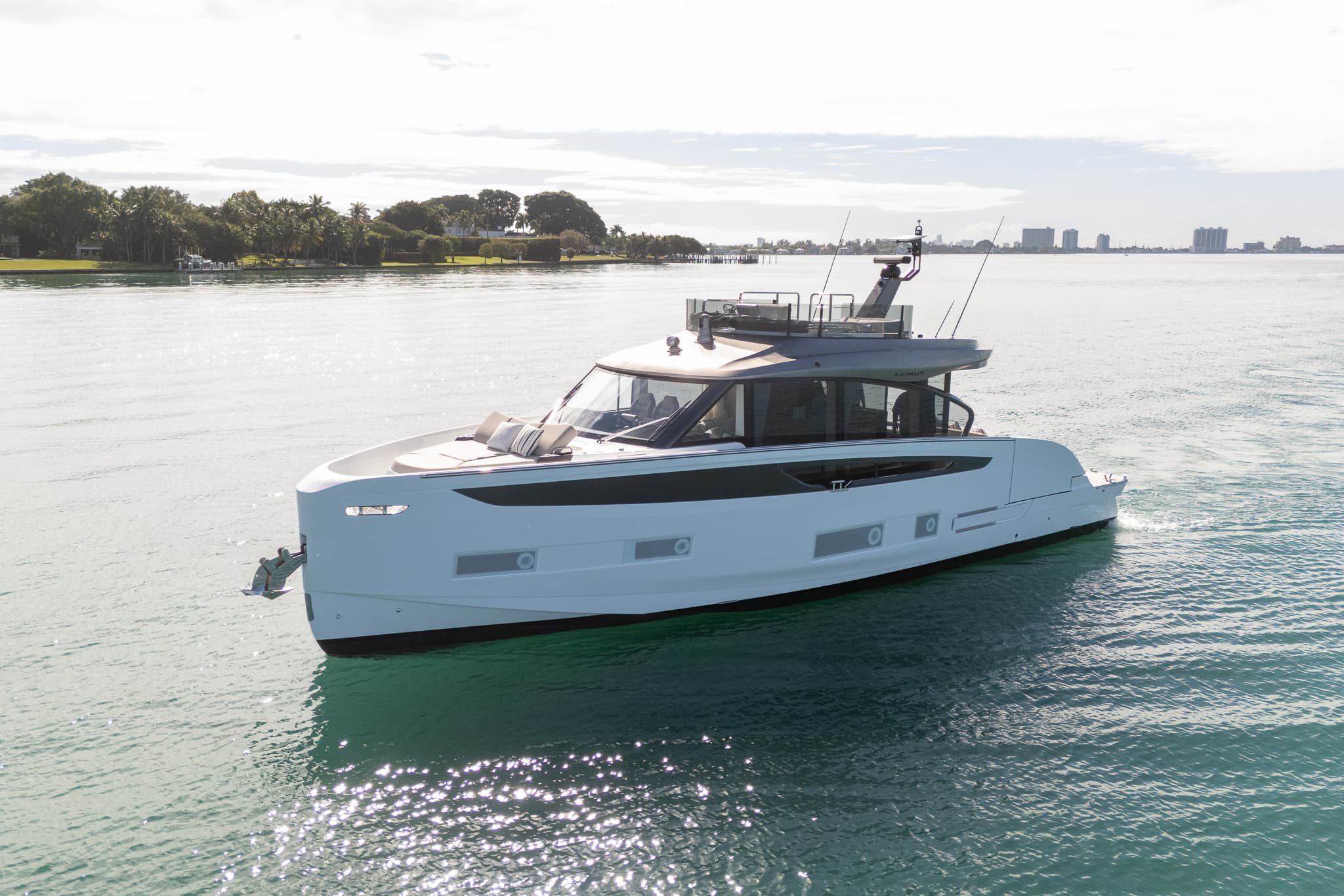 2026 Azimut Seadeck 6 for Sale in Miami, FL Cruiser
