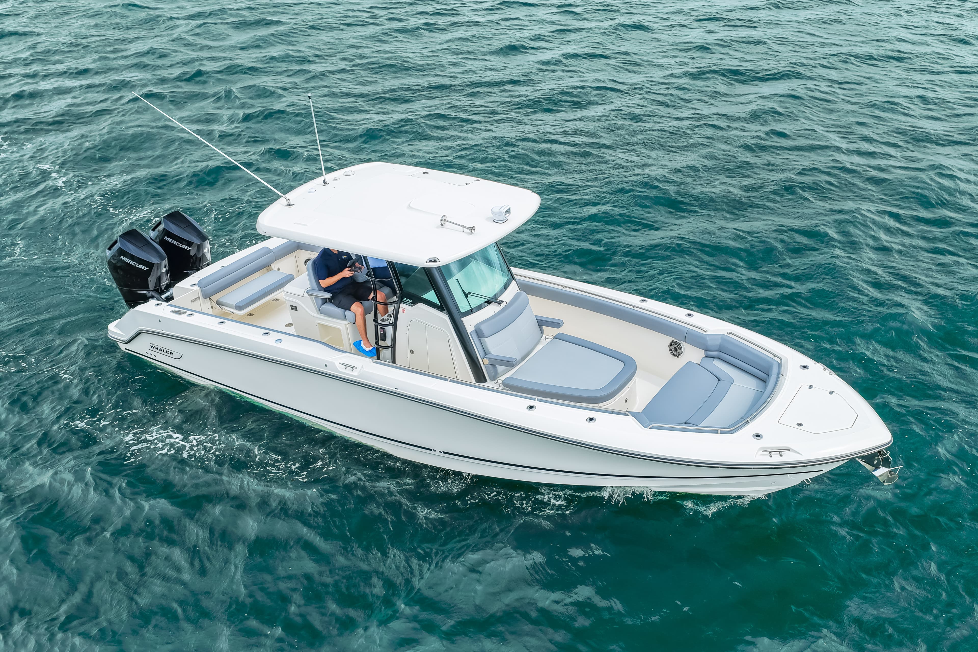 2026 Boston Whaler 330 Outrage zum Verkauf in Clearwater, Florida Center Console 4