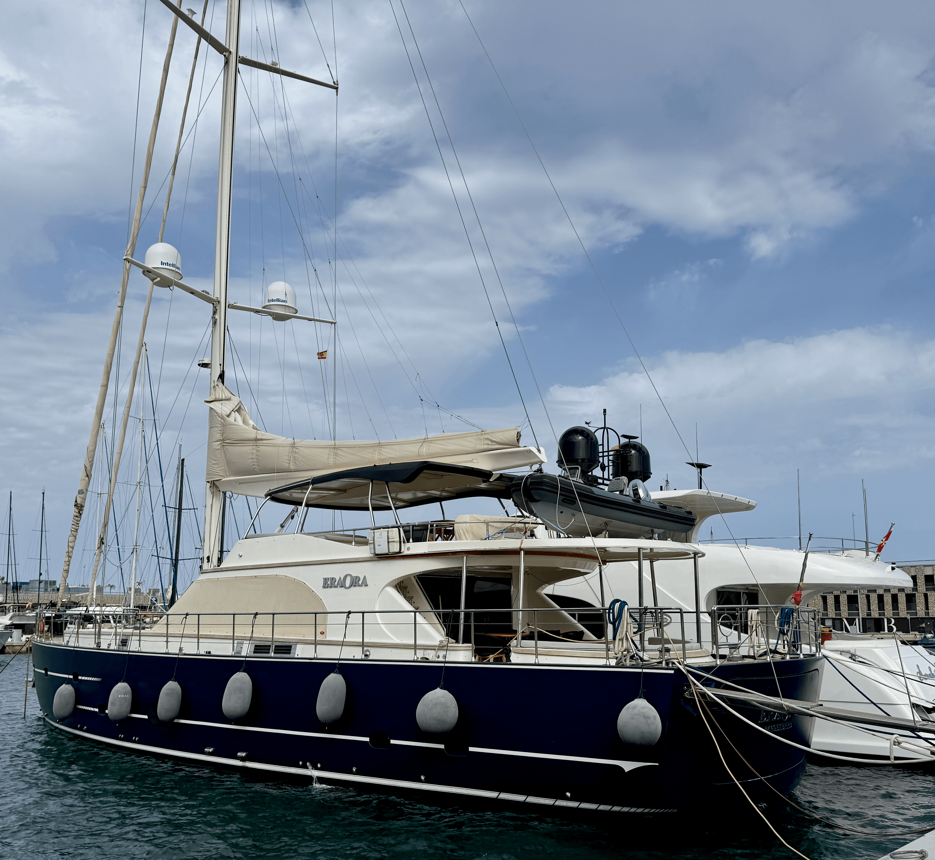 2011 Custom ERAORA Mural motor Yacht 28m for Sale in Barcelona, ES Motorsailer 2