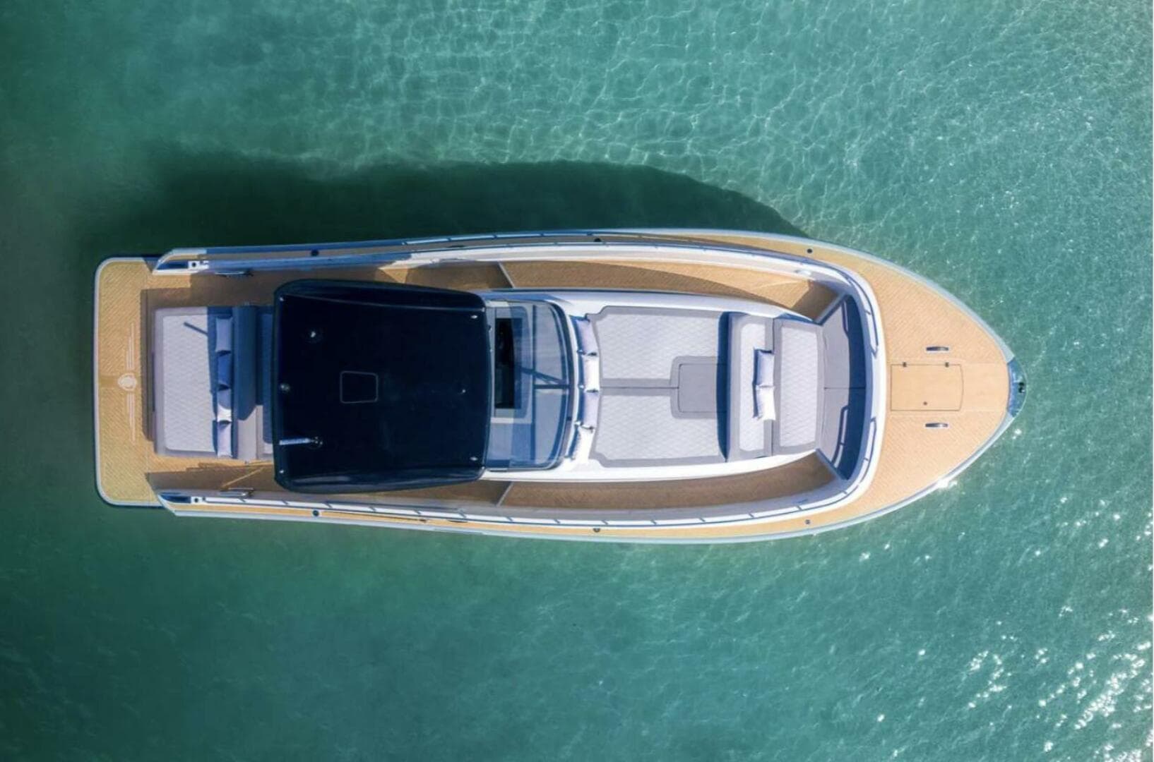 2027 Canados Yachts Gladiator 431 Walk-Around for Sale in Miami, Florida Sport Cruiser 3