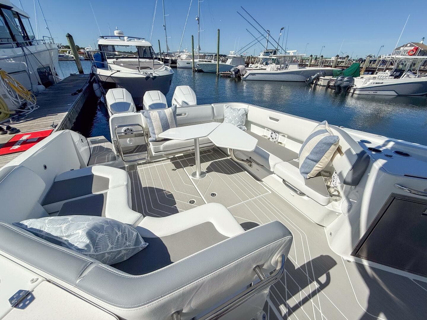 2026 Wellcraft 38 T-Top for Sale in South Dartmouth, Massachusetts Motor Yacht 3