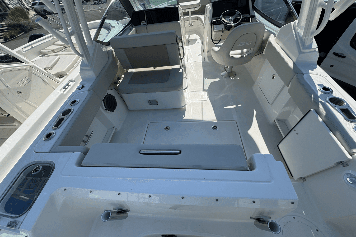 2026 Boston Whaler 240 Vantage zum Verkauf in Huntington, NY Dual Console 5