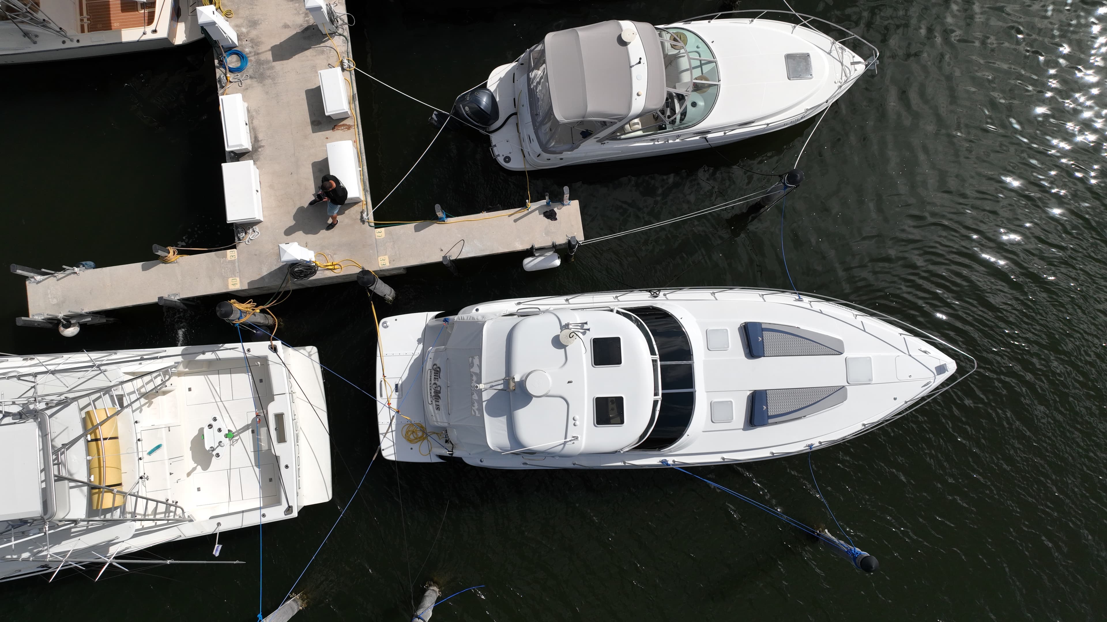 2006 Formula Boats 40 Perfomance Cruiser for Sale in Miami, Florida Cruiser 2