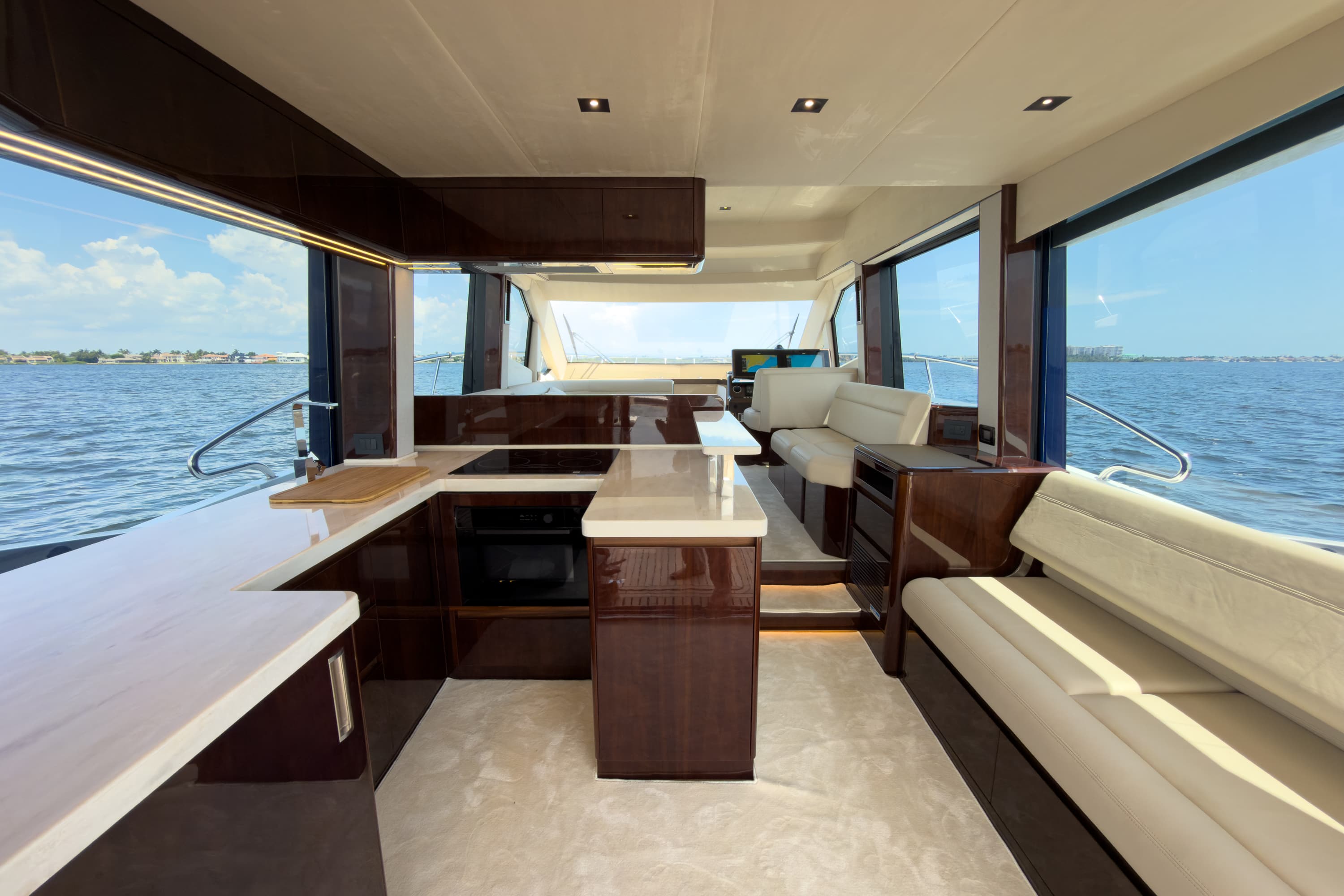 2026 Galeon Yachts 500 Fly for Sale in Fort Myers, Florida Flybridge 5