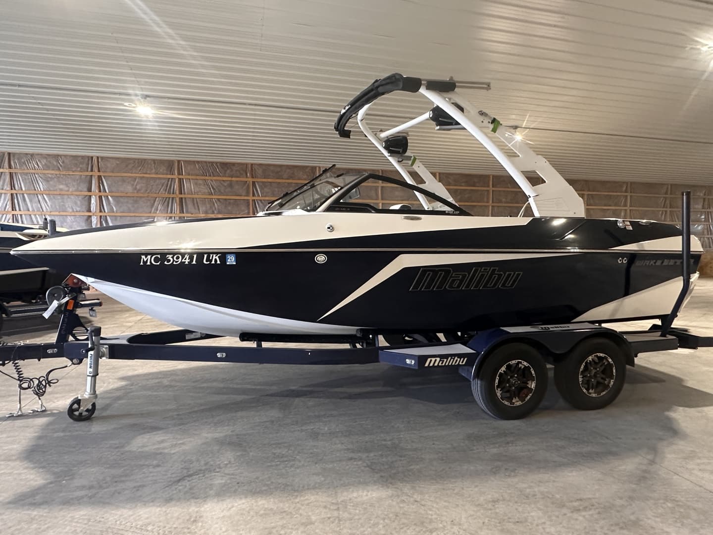 2019 Malibu Boats 21 MLX Wakesetter à vendre à Traverse City, Michigan Ski Boat 2