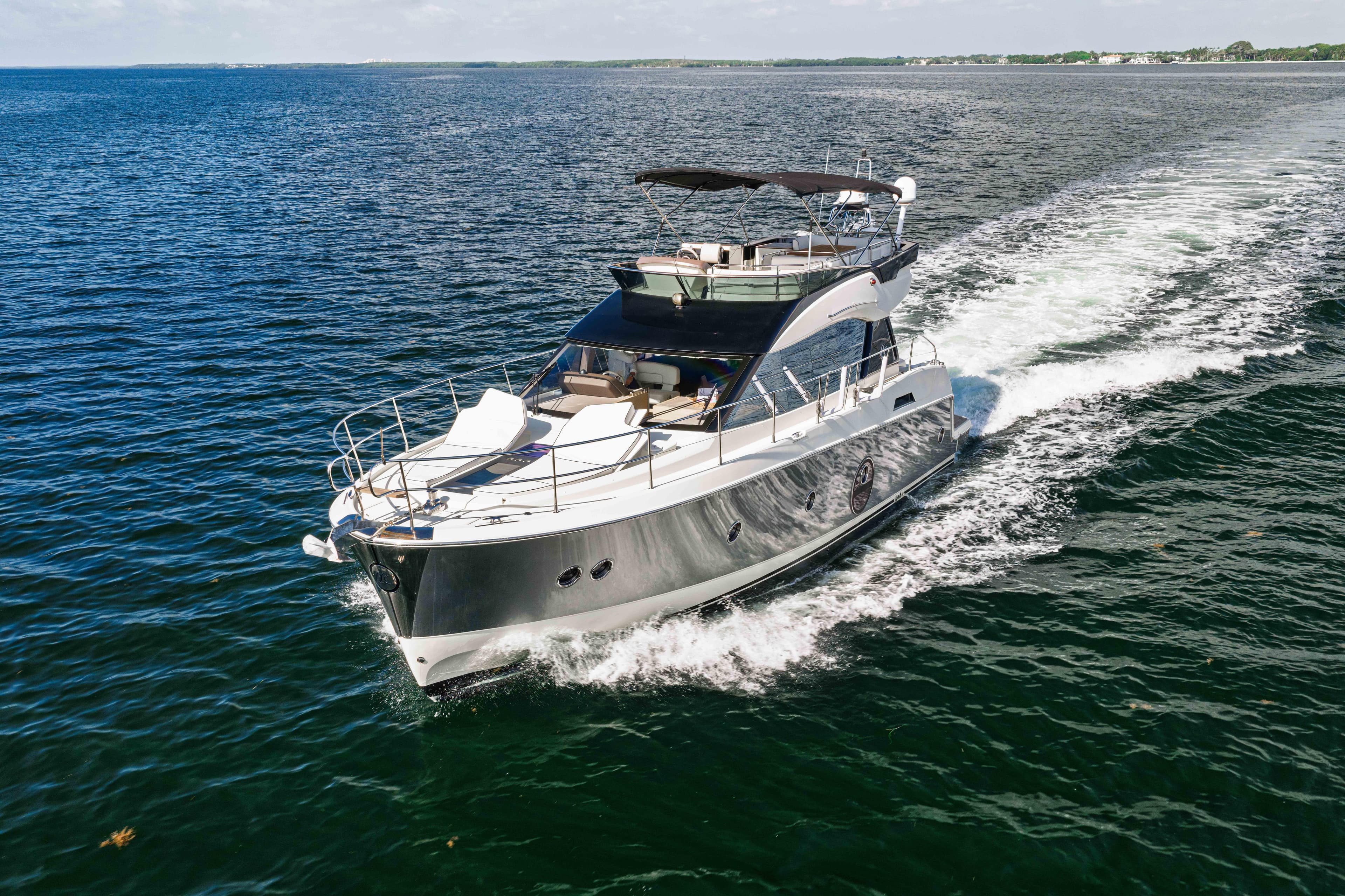 2017 Beneteau Monte Carlo 5 zum Verkauf in Miami, Florida Motor Yacht 4