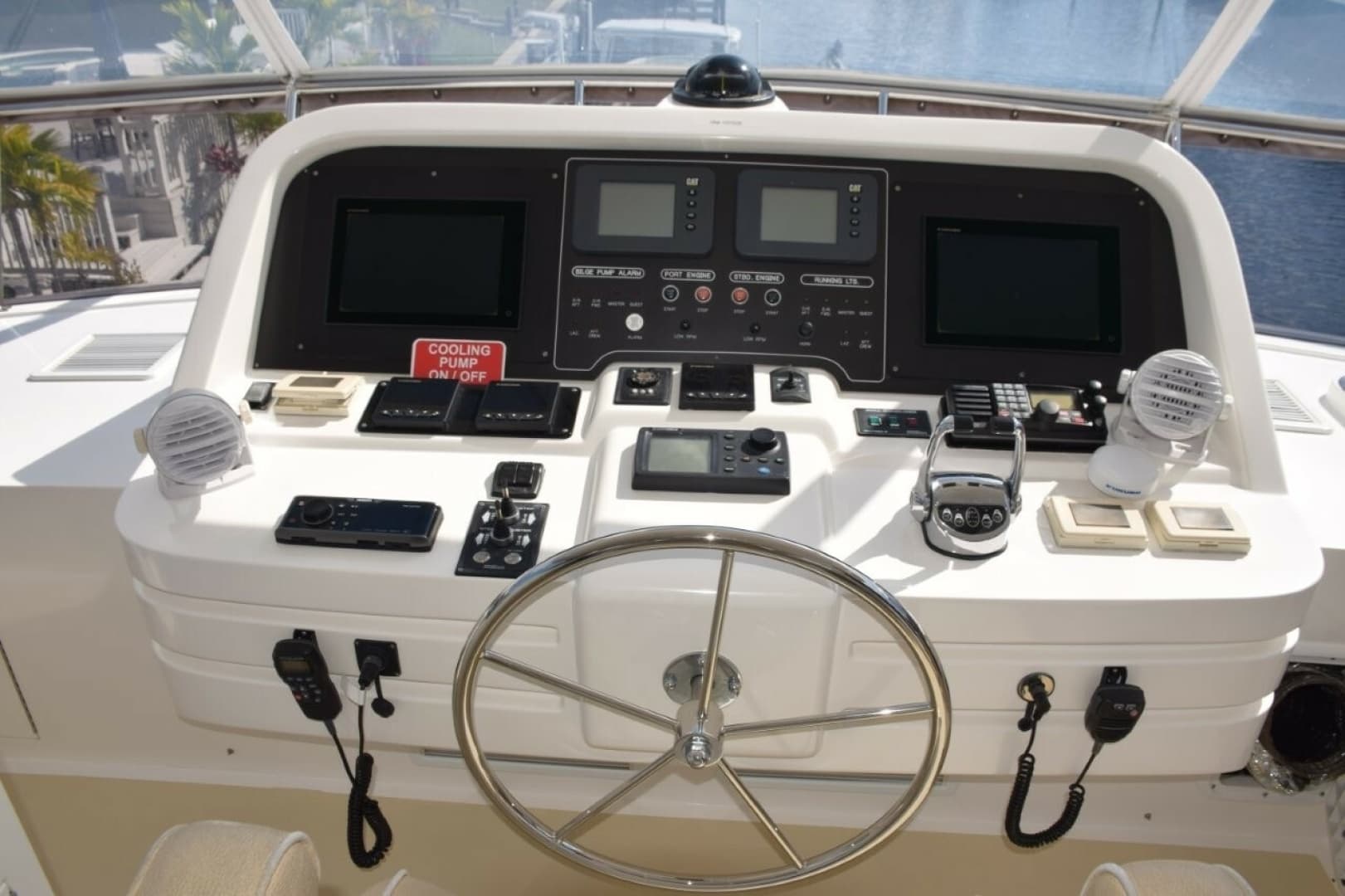 2013 Hargrave 76 a la venta en Lighthouse Point, Florida Flybridge 2