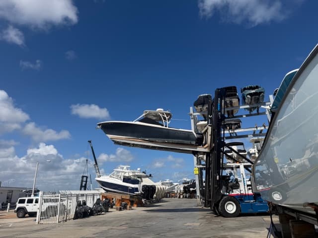 2016 Sailfish 275 DC zum Verkauf in Miami, FL Dual Console